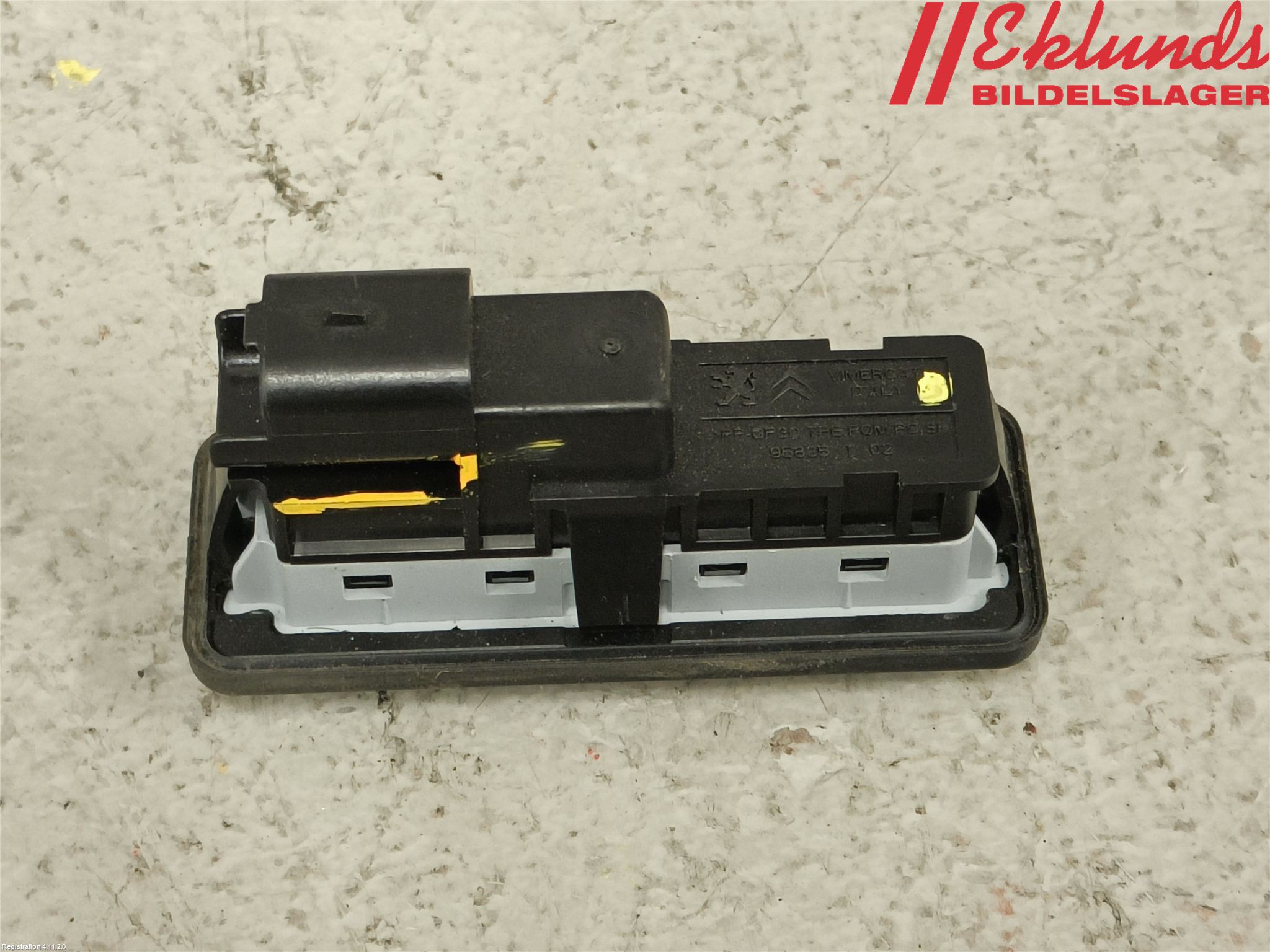 Peugeot 3008 17-24 Strömställare Baklucka