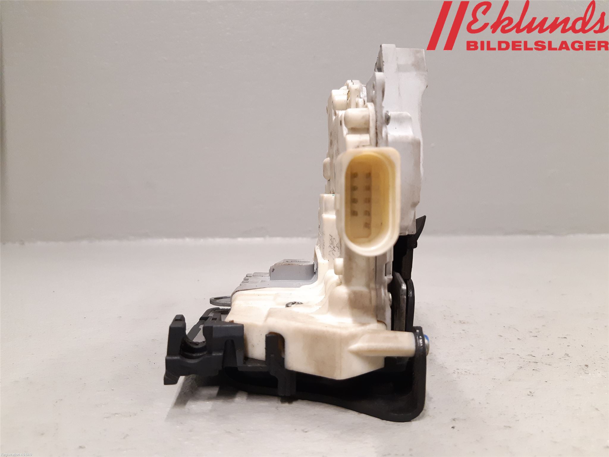 Audi Q7/SQ7 Låskista-Dörrlås