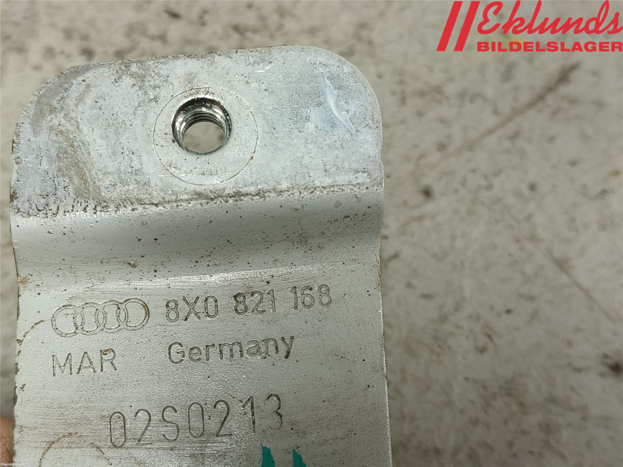 Audi A1/S1 11-18 Skärmfäste Fram Hö