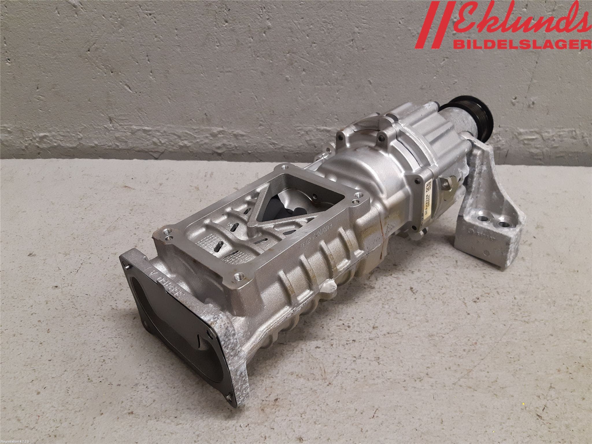 Volvo XC90/RECHARGE 16- Kompressor Remdriven