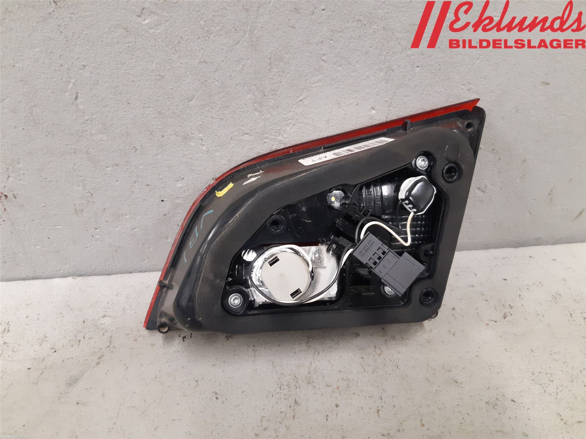 Opel ASTRA J 10-15 Bakljus Lucka Vä