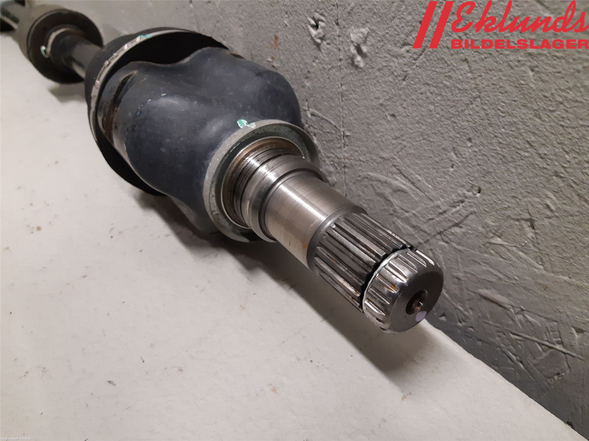 Toyota YARIS XP130 15-20 Drivaxel Fram Höger