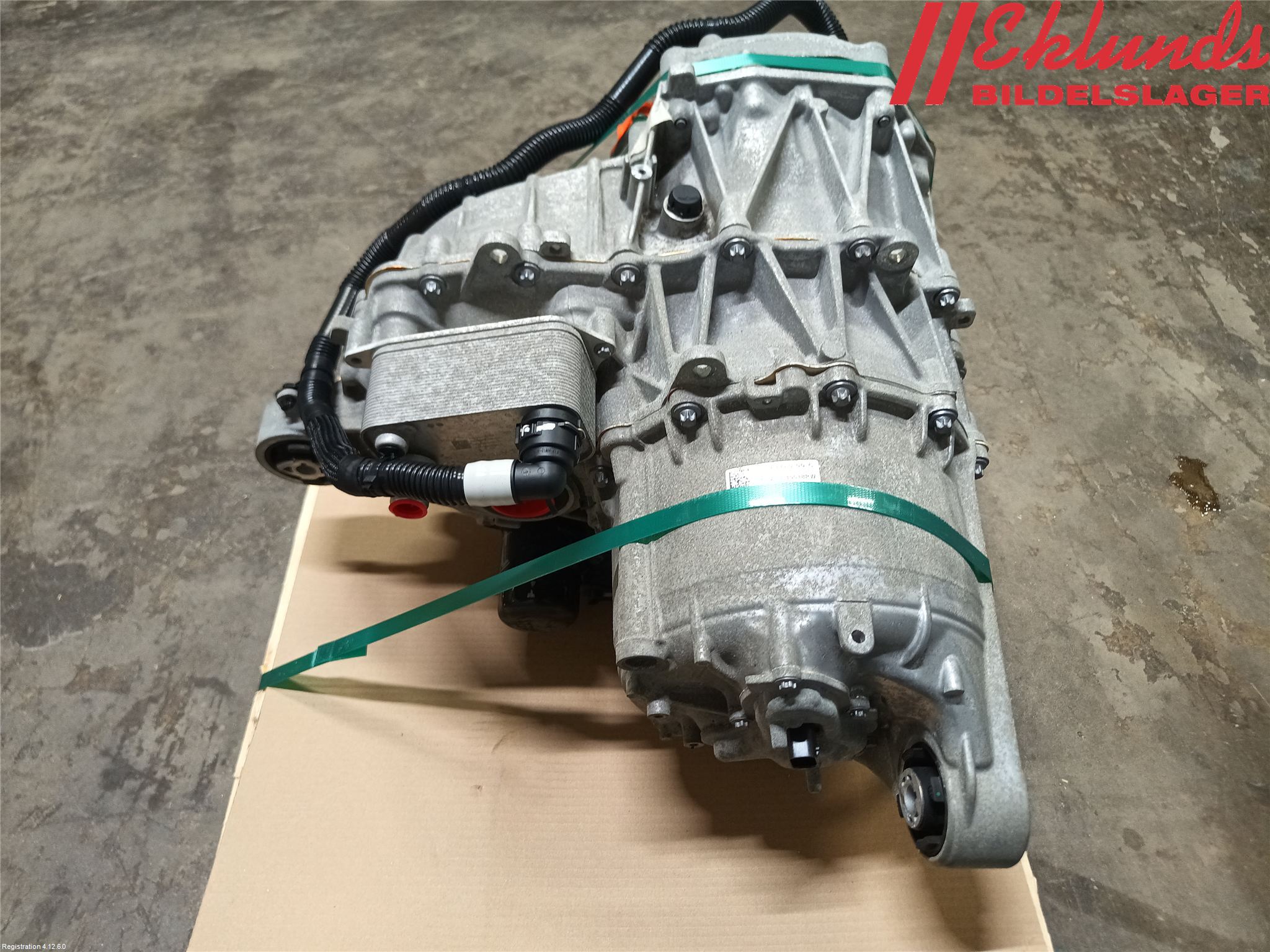 Tesla MODEL 3 17- Motor Elektrisk Bak