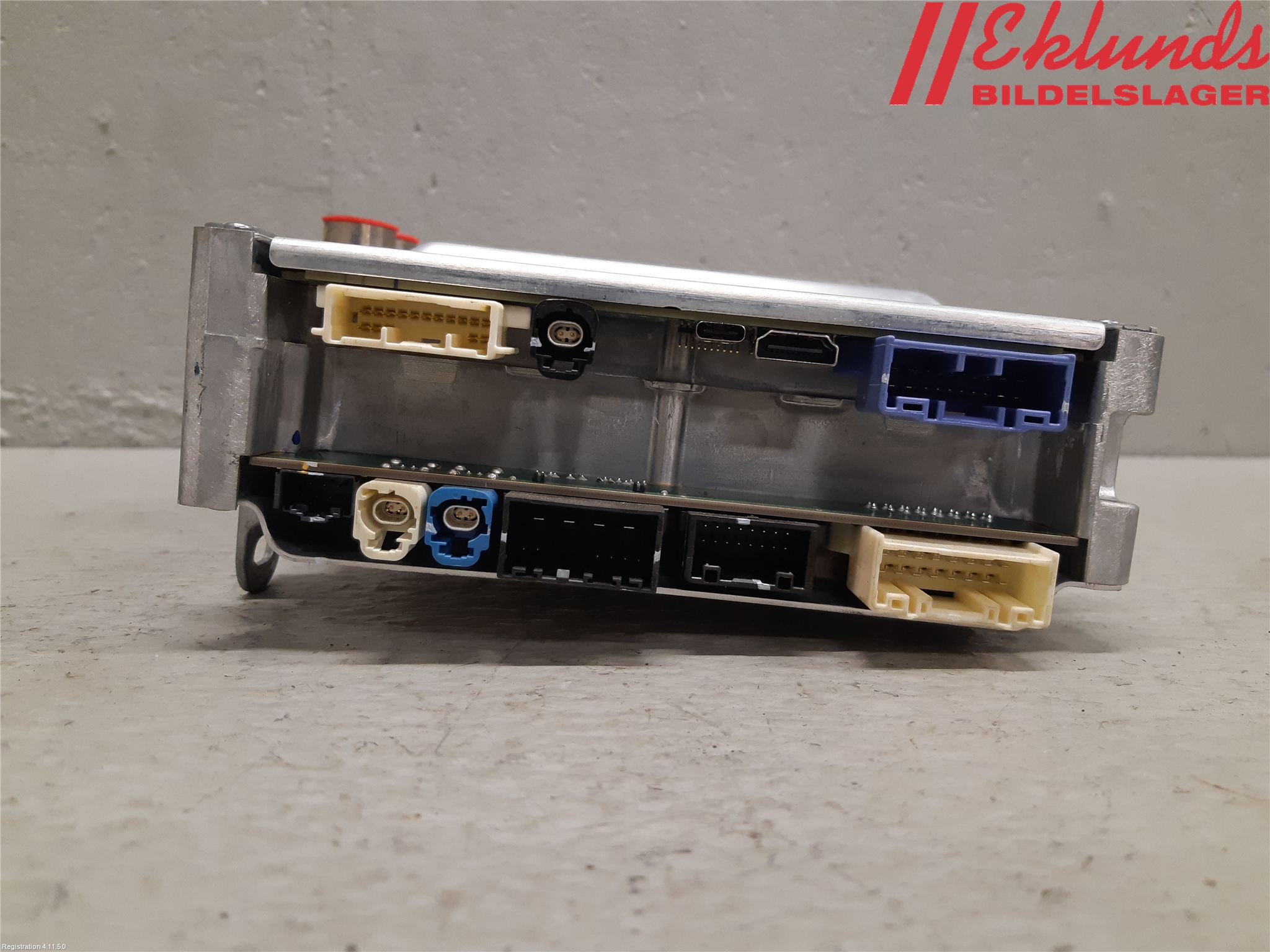 Tesla MODEL Y 21- Styrenhet Multimedia