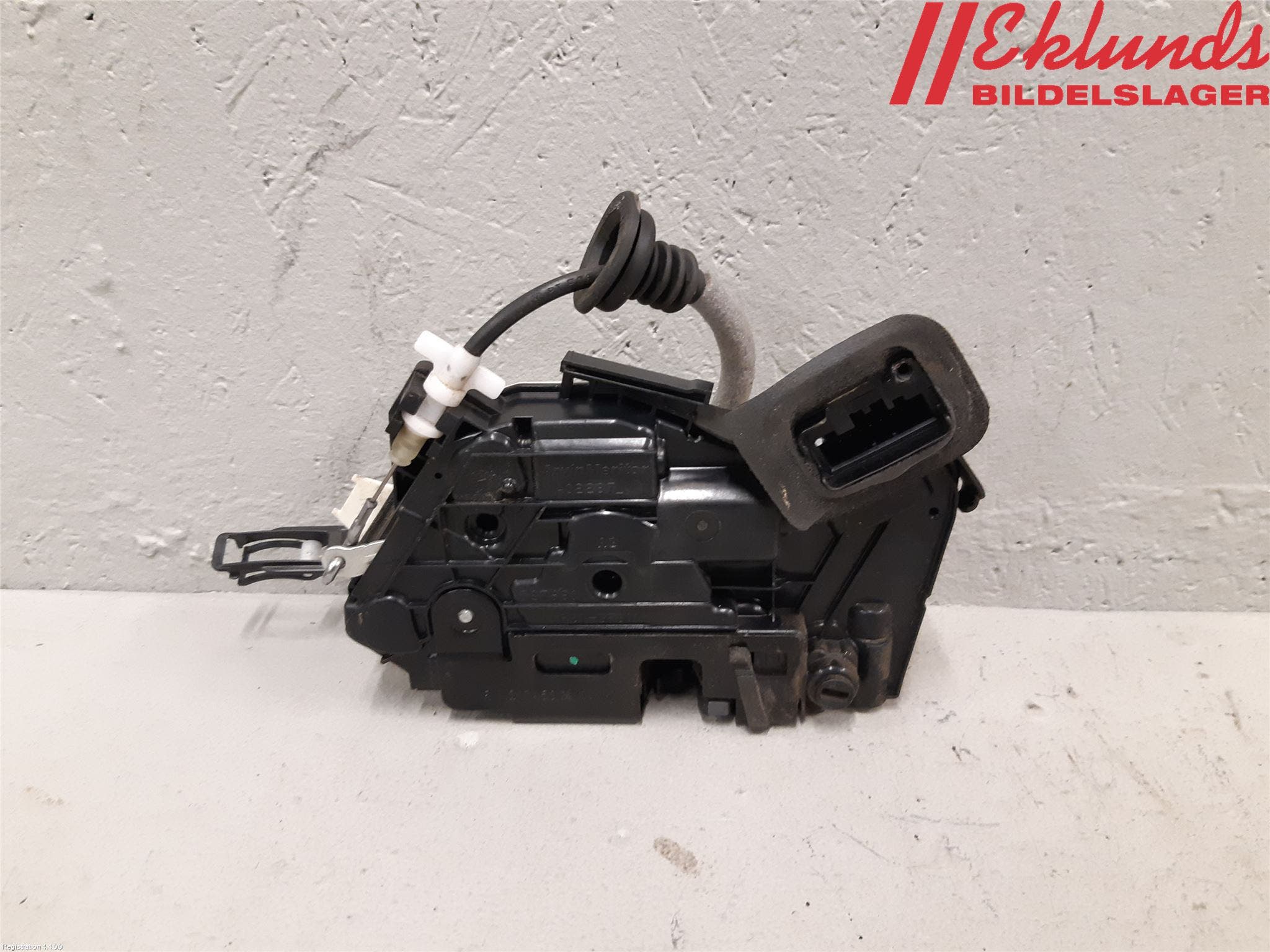 Volkswagen VW POLO 10-17 Låskista-Dörrlås