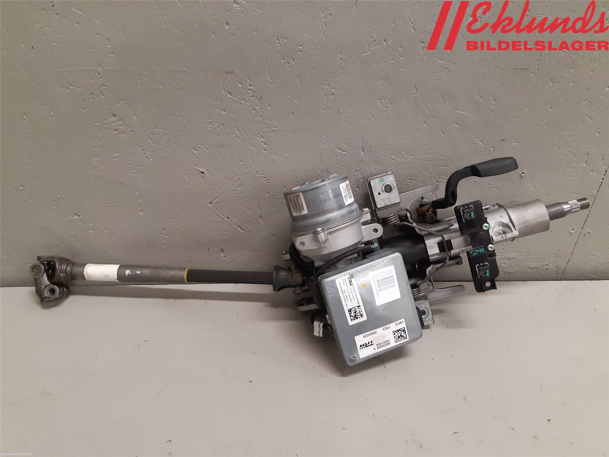 Fiat 500L 13-19 Rattaxelagg Med Inb Servo