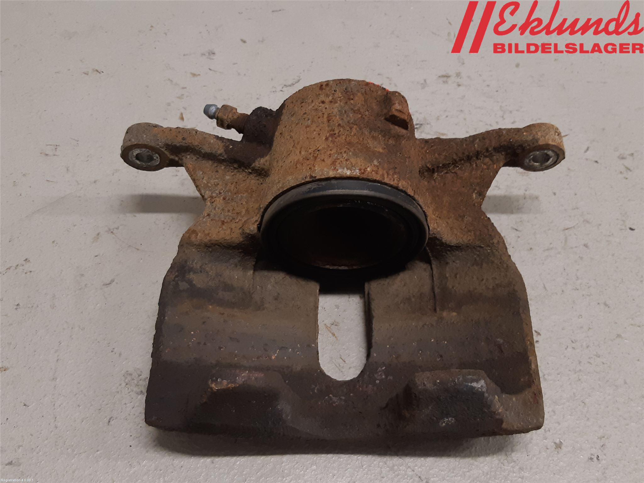 Volkswagen VW PASSAT 15-19 Bromsok Fram Vänster