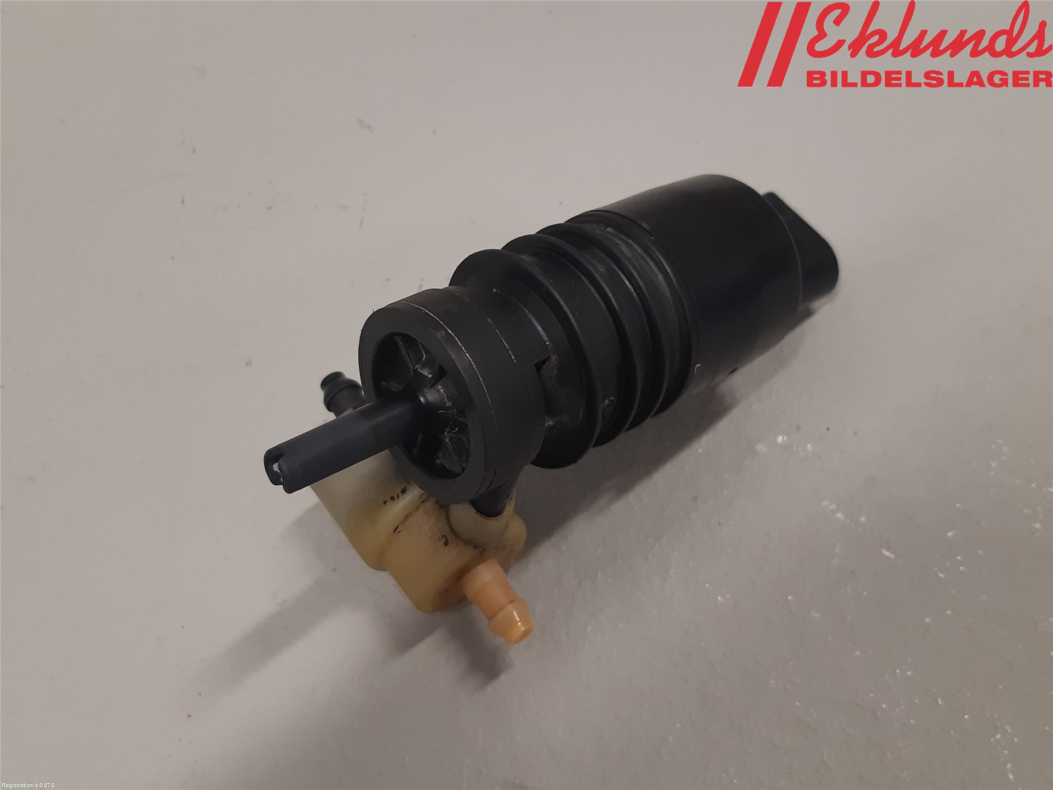 Volkswagen VW PASSAT 11-14 Spolarpump Vindruta