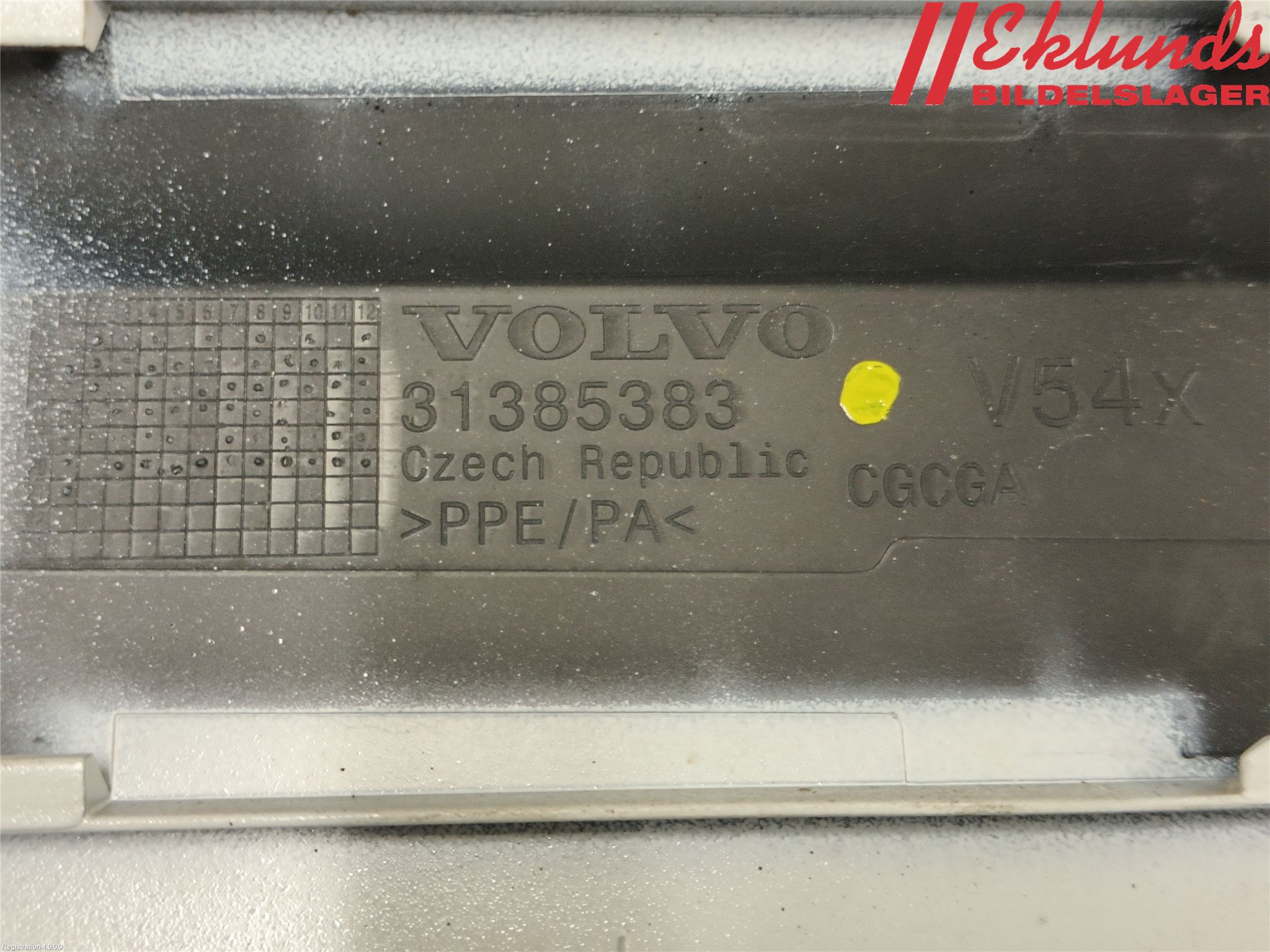 Volvo V90 17->> Tanklucka