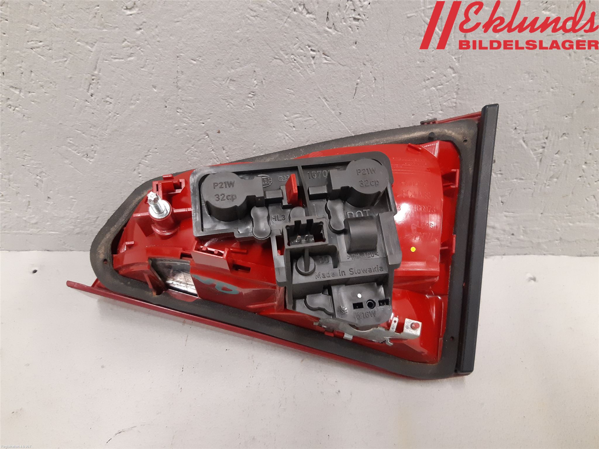 Audi A4/S4 08-11 Bakljus Lucka Vä