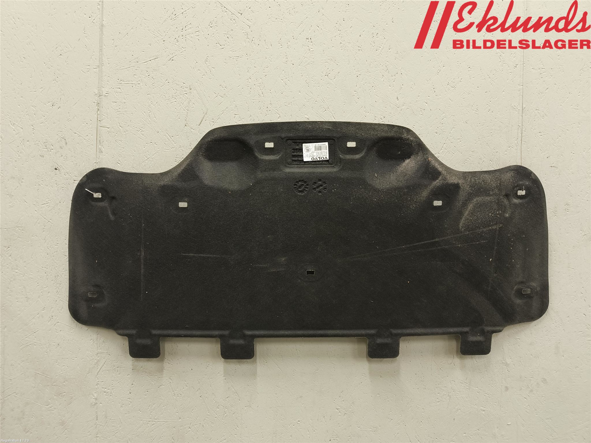 Volvo XC40/RECHARGE 18- Huvisolering