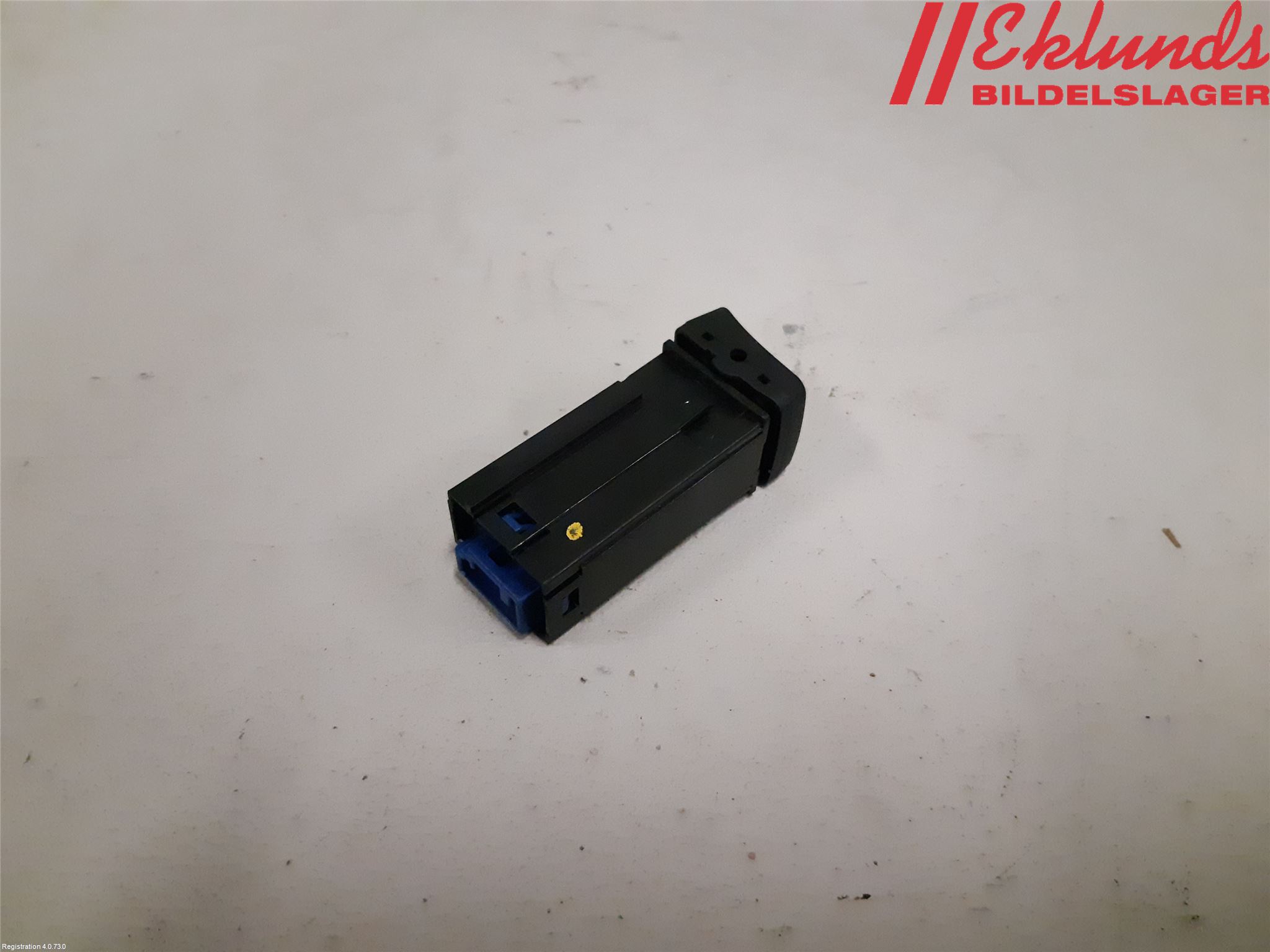 Toyota COROLLA 19- Strömställare Stolvärme