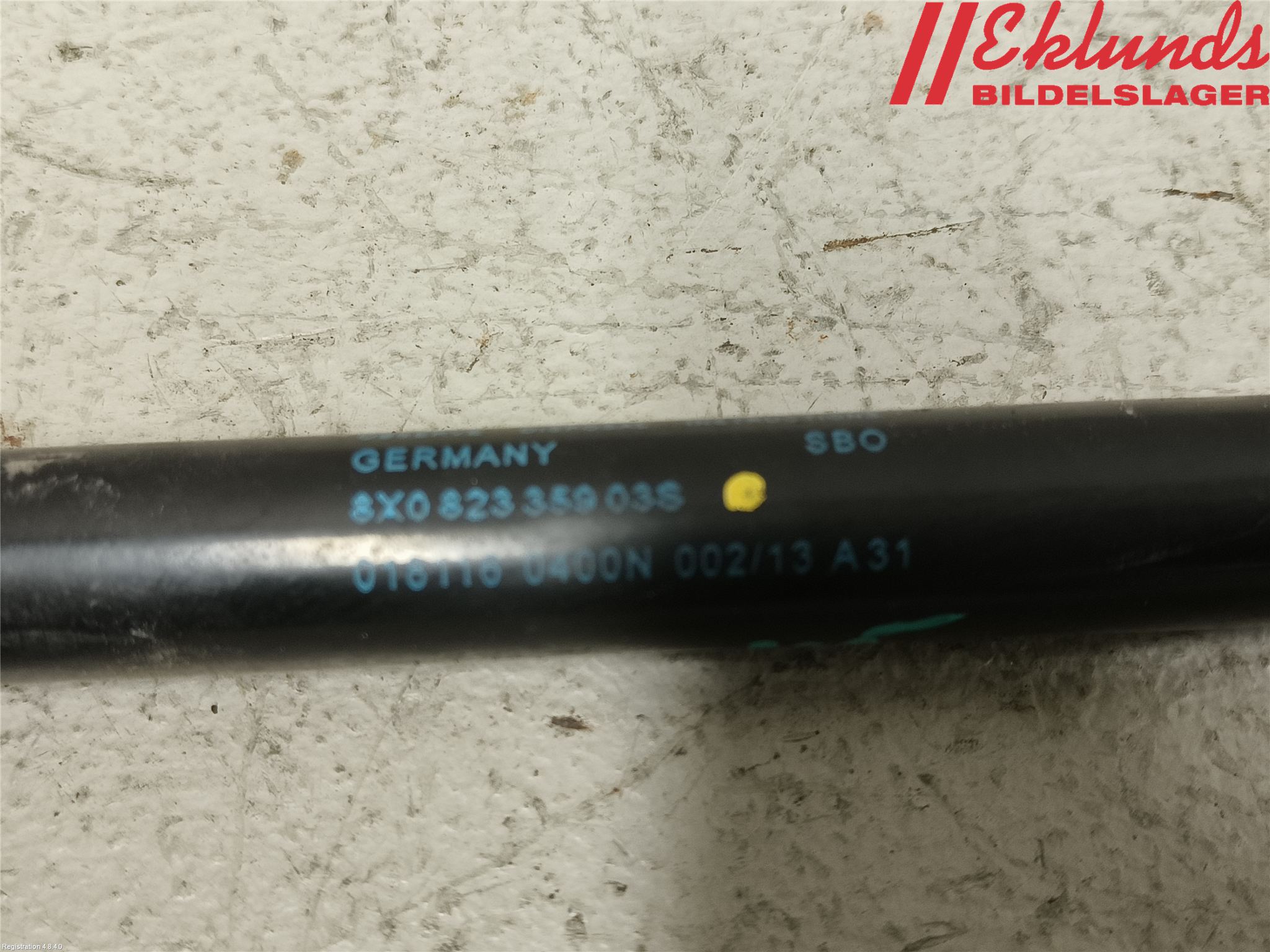 Audi A1/S1 11-18 Gasfjäder Motorhuv