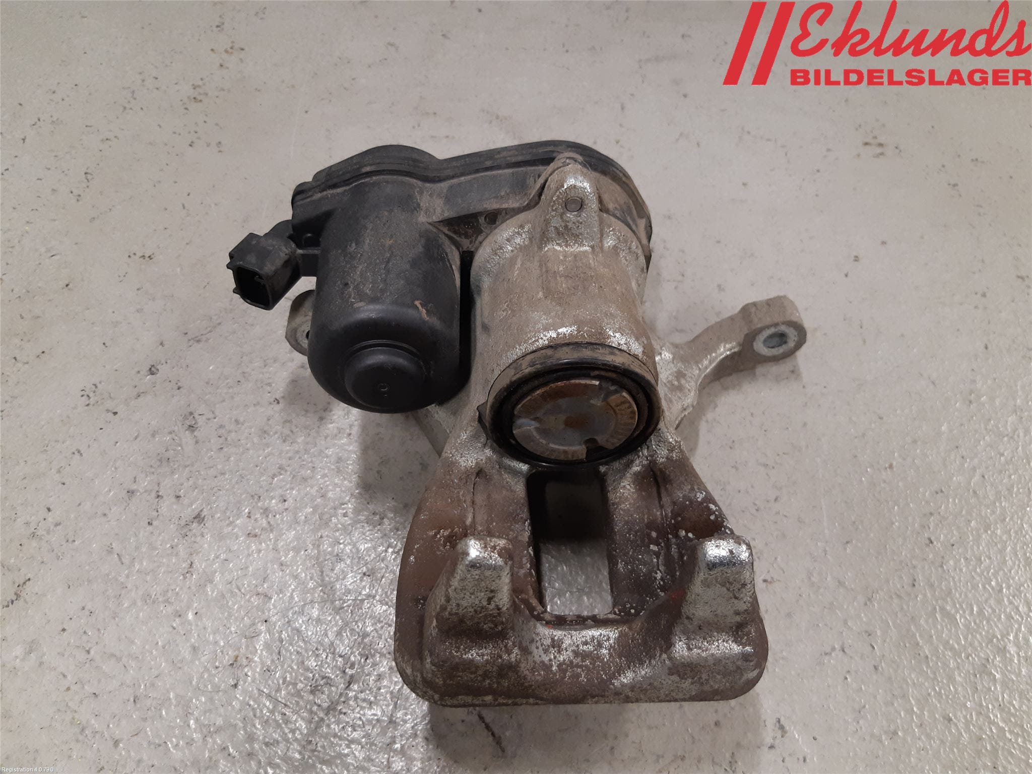 Toyota C-HR 16-23 Bromsok Bak Höger