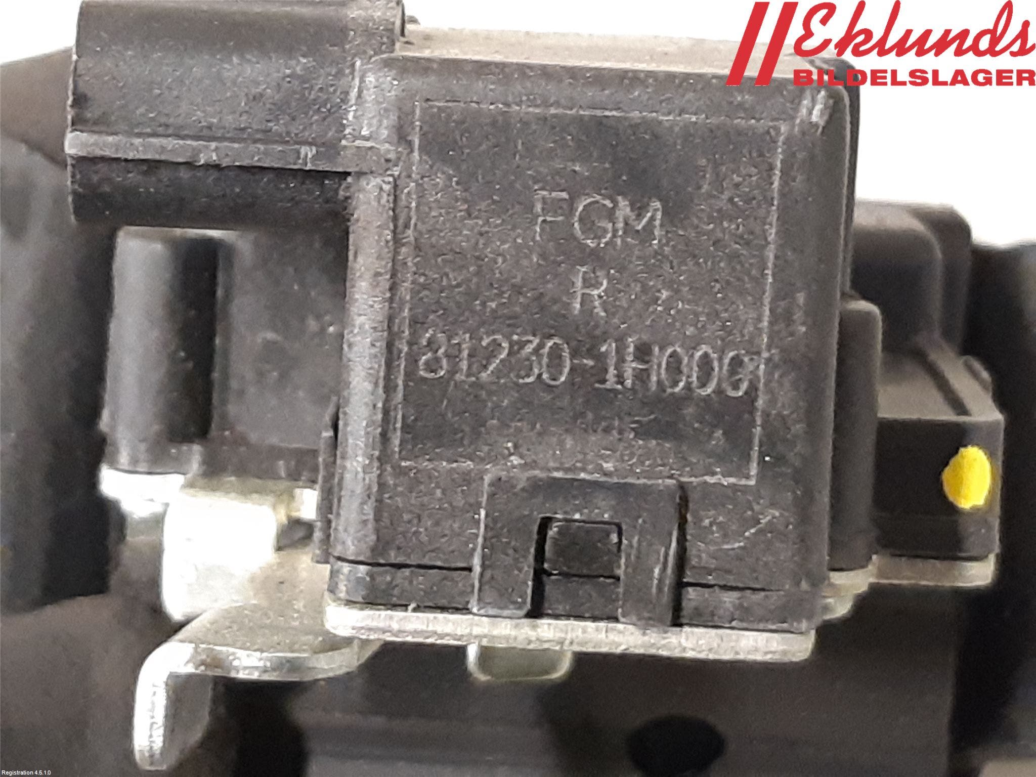 Kia CEED 06-12 Låskista Baklucka