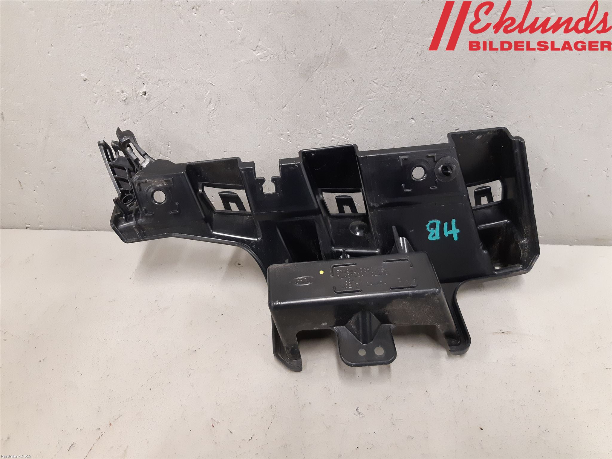 Ford MUSTANG VI 15-22 Stötfångarfäste Bak Hö