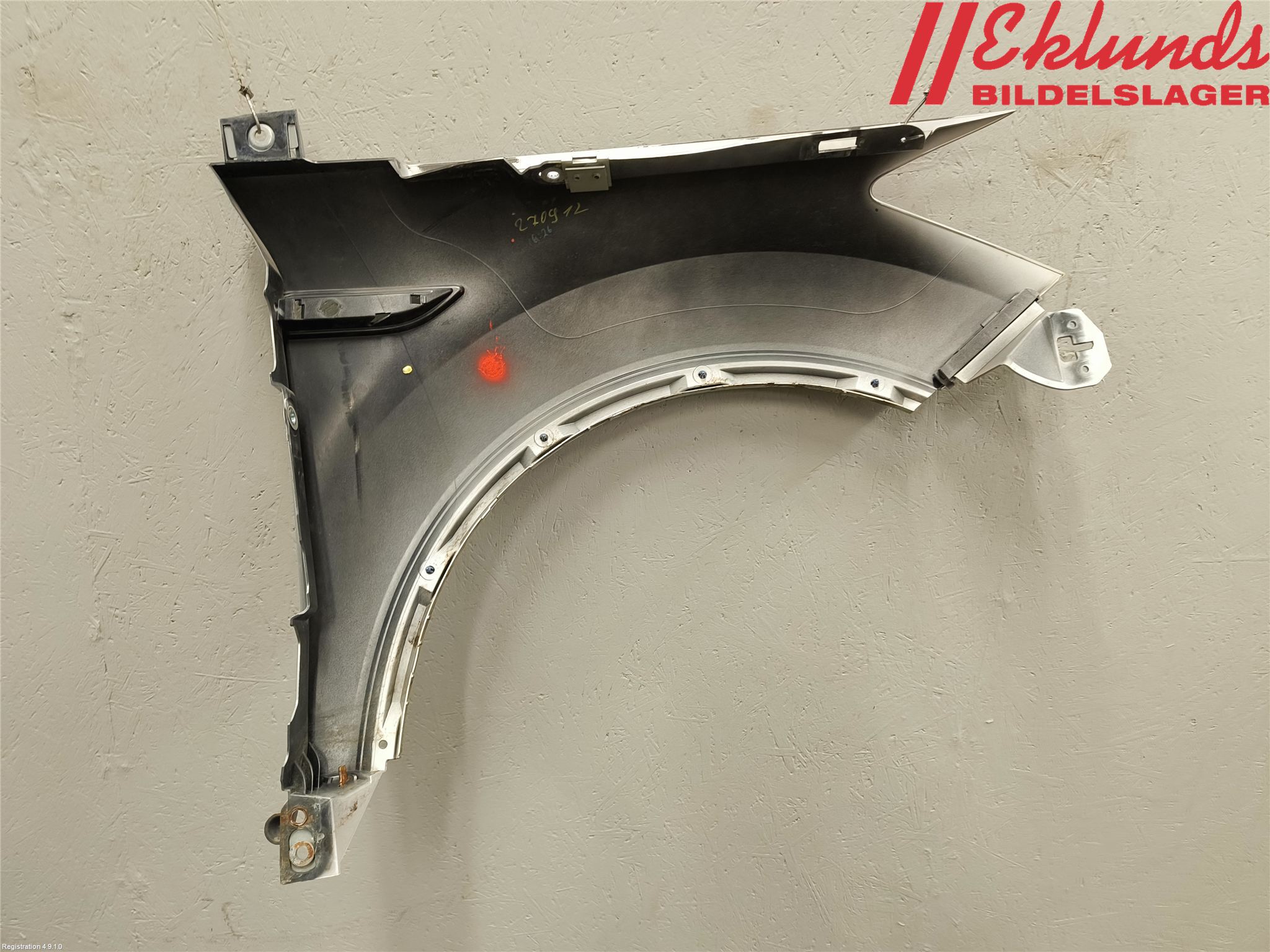 Ford KUGA 08-12 Skärm Fram Vänster