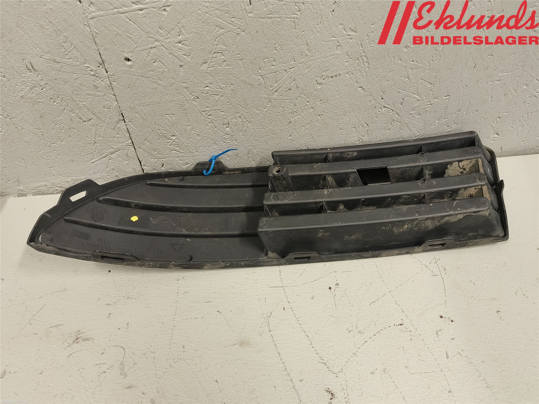 Volkswagen VW POLO 05-09 Grilldel Höger