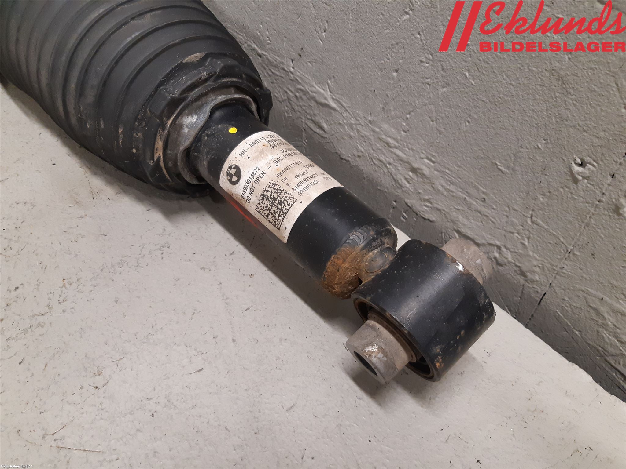 BMW 5 G30/G31/F90 17-23 Fjäderben Bak Vänster