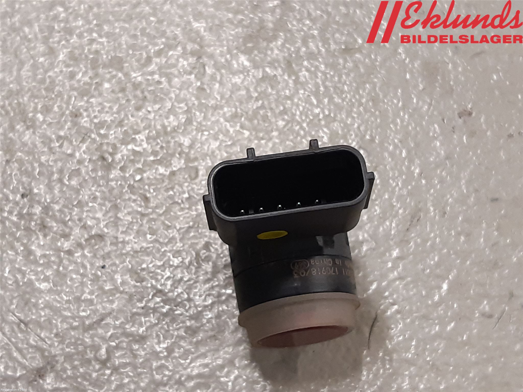 Honda CR-V 13-18 Parkeringshjälp Frontsensor