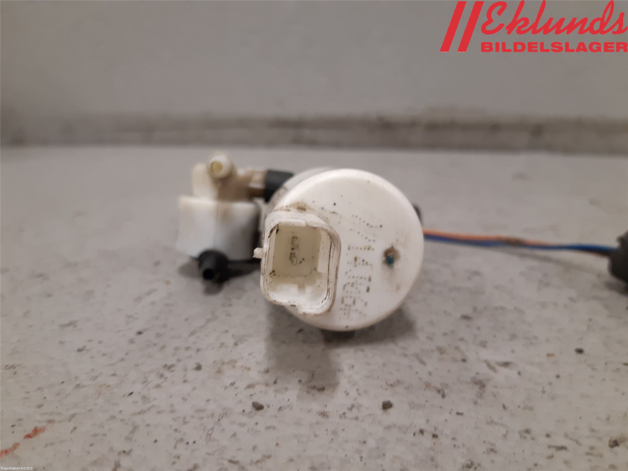 Peugeot 307     05-08 Spolarpump Högtryck