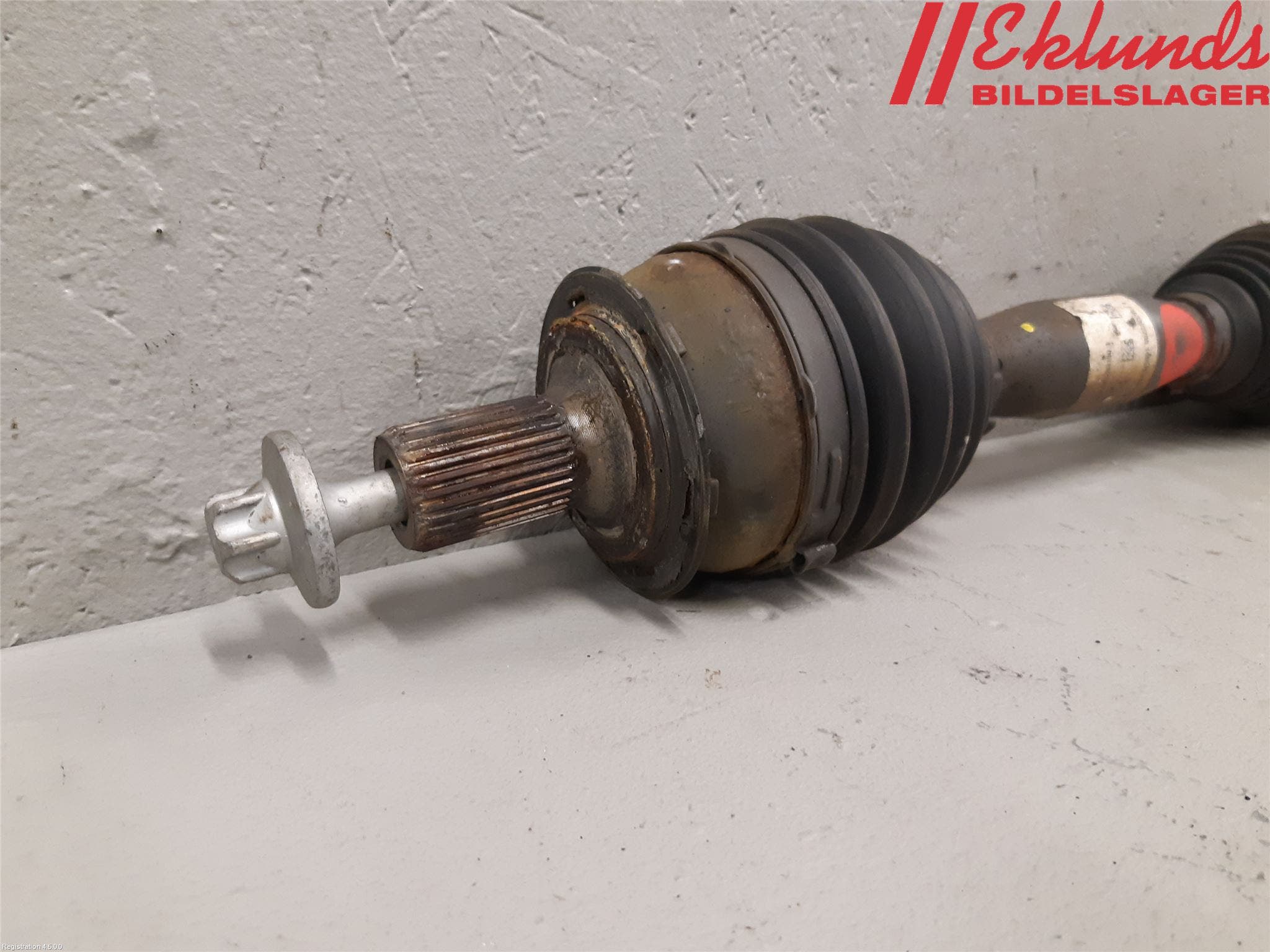 Mercedes-Benz MB CLA-KLASS (C117/X117) 13-19 Drivaxel Fram Vänster