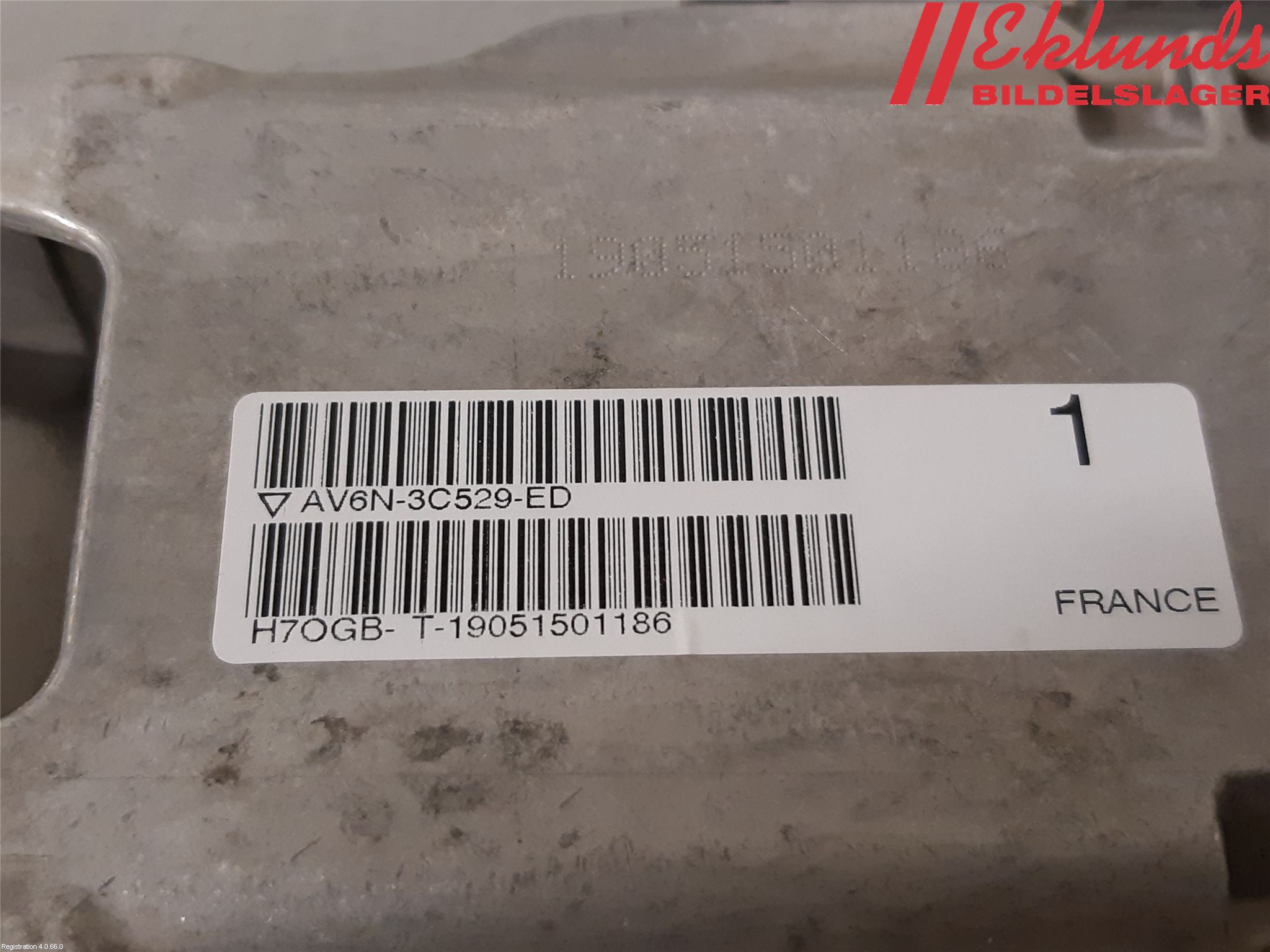 Ford TRANSIT/TOURNEO CONNECT 13-22 Rattaxelagg Justerbart