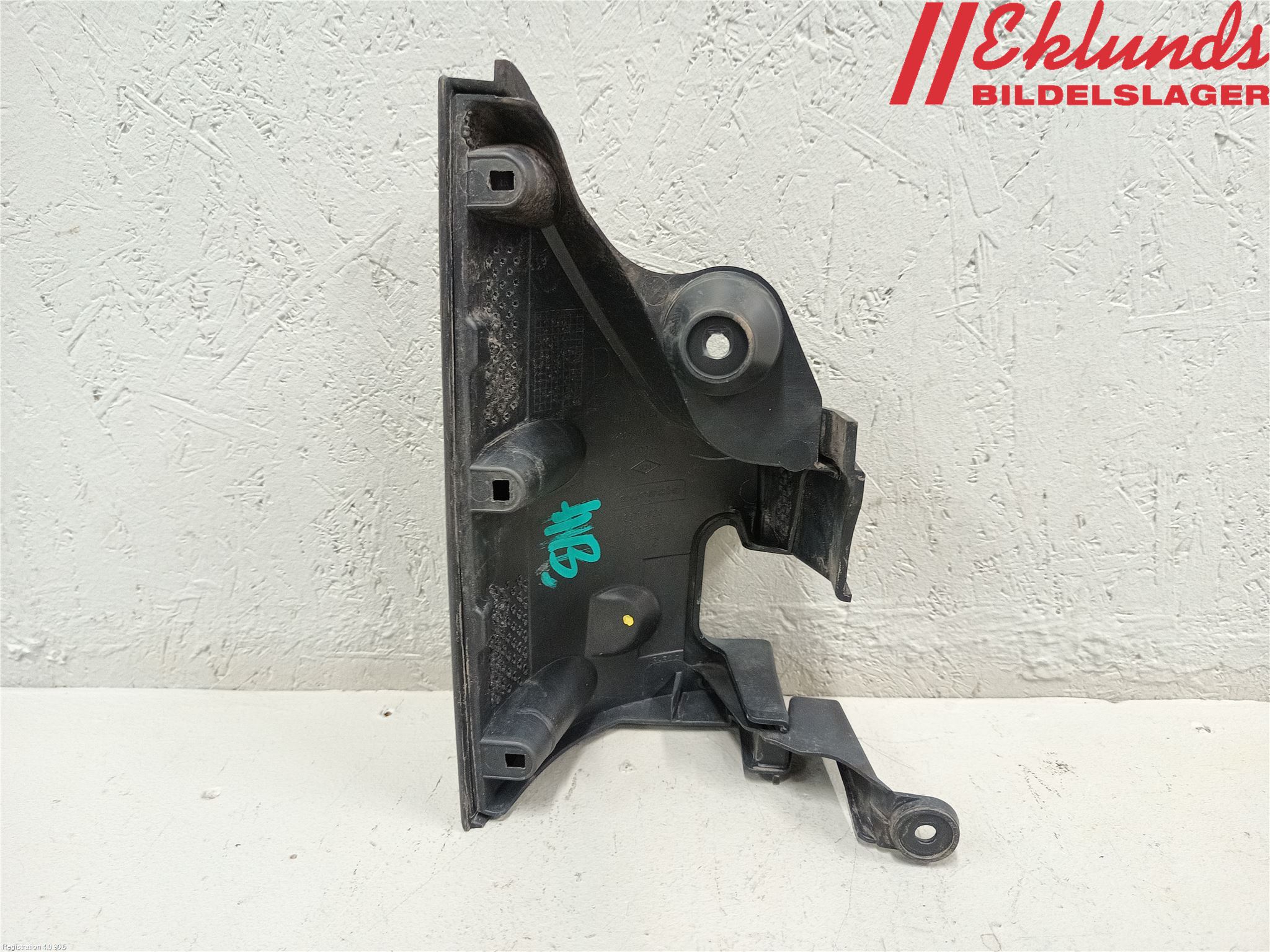 Renault KANGOO II 08-14 Bakljussarg