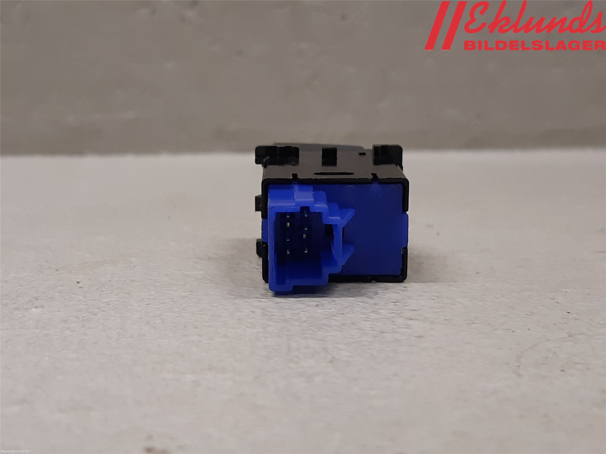 Subaru OUTBACK 15-20 Strömställare Övrigt