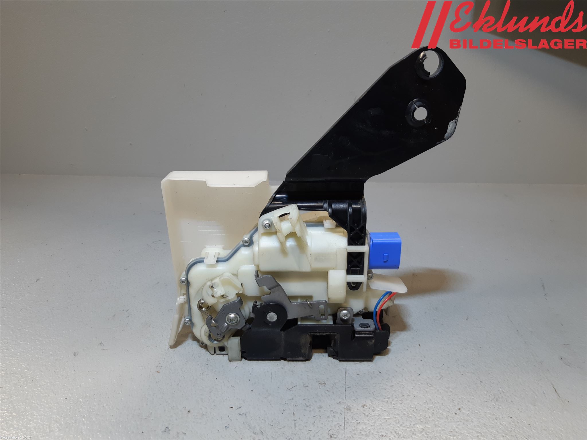 Volkswagen VW TRANSP/CARAVELLE (T6) 16-22 Låskista-Dörrlås