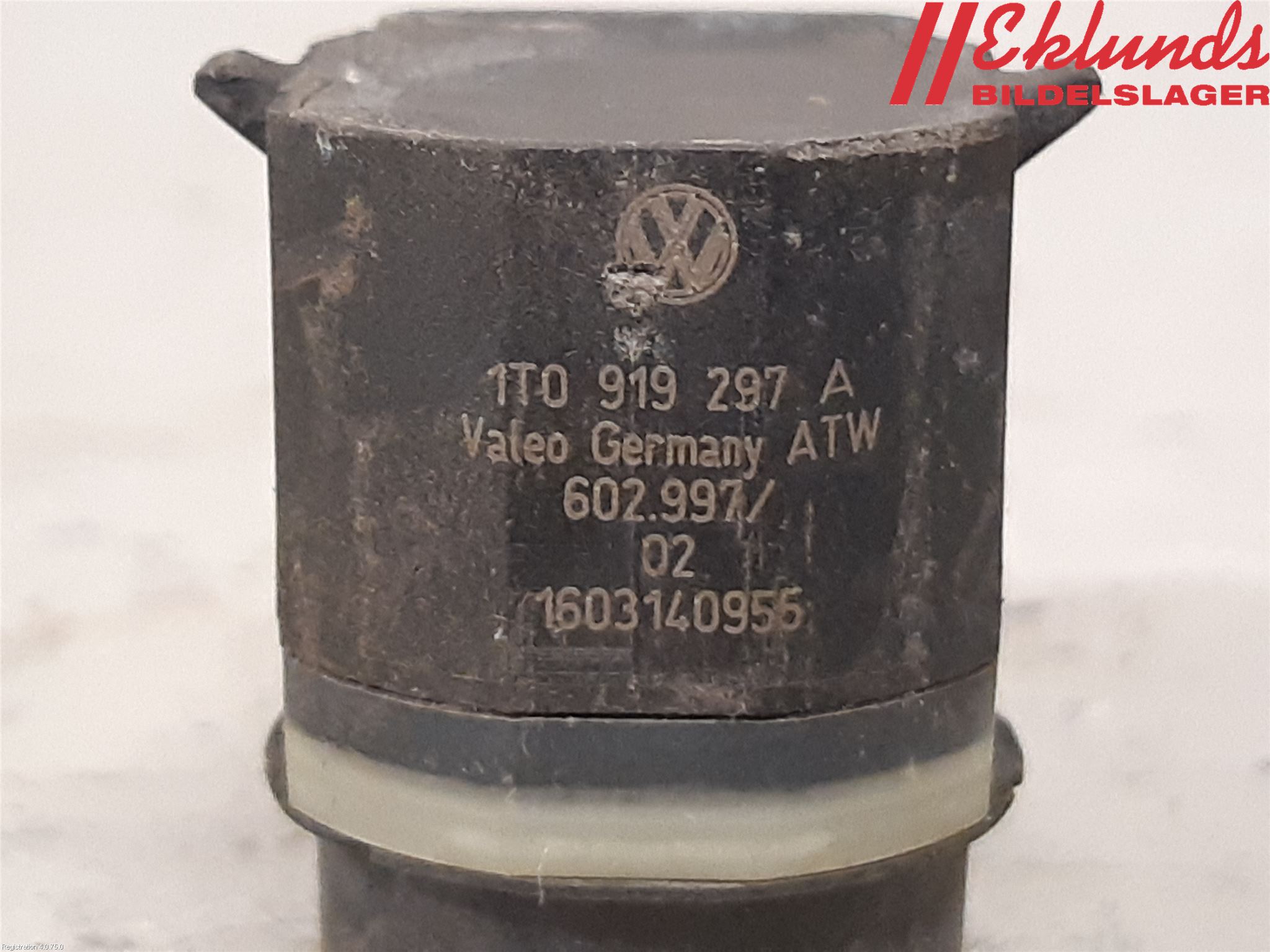 Volkswagen VW TOURAN 10-15 Parkeringshjälp Frontsensor