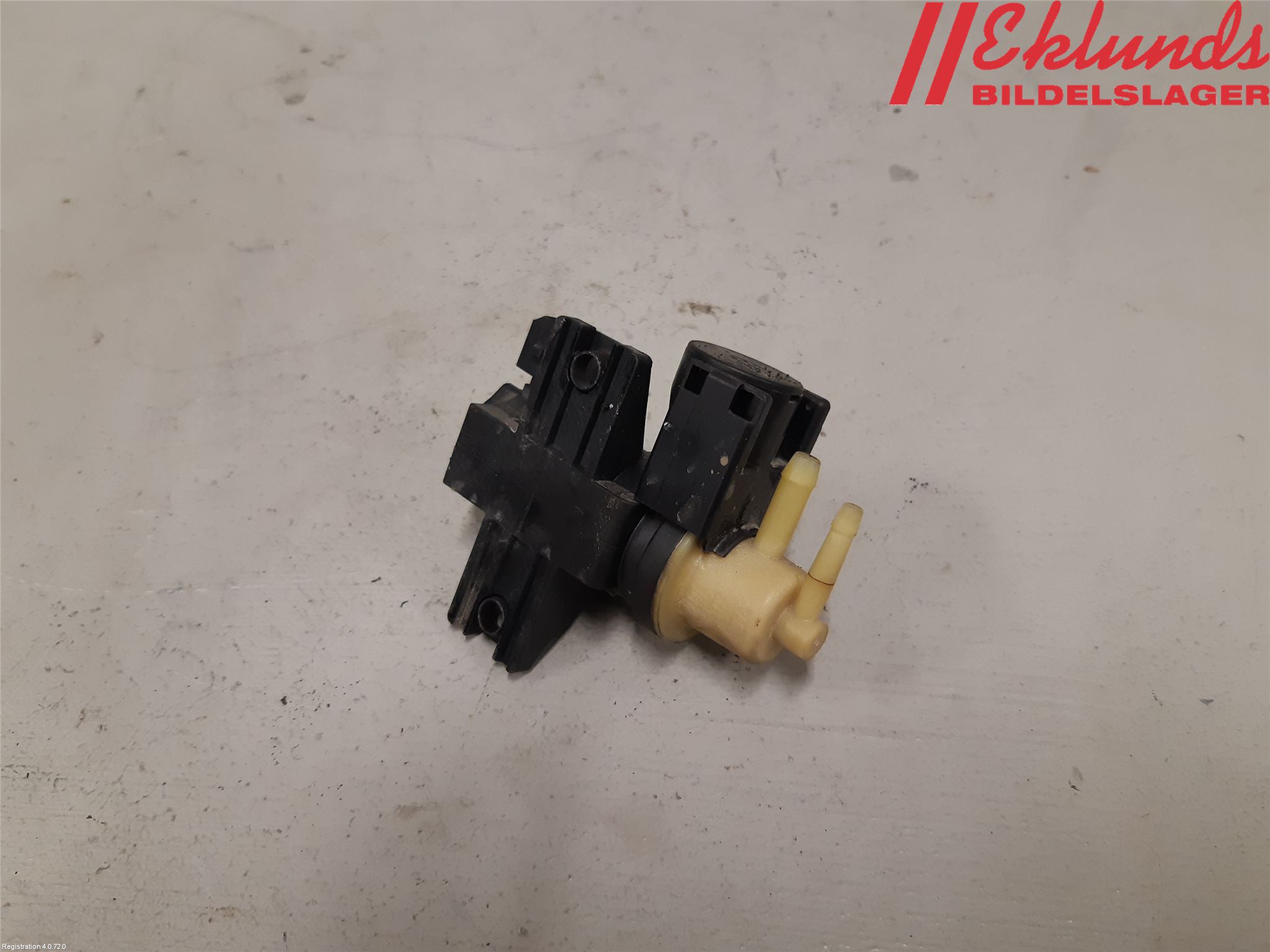 Nissan QASHQAI 14-17 Vakuumventil