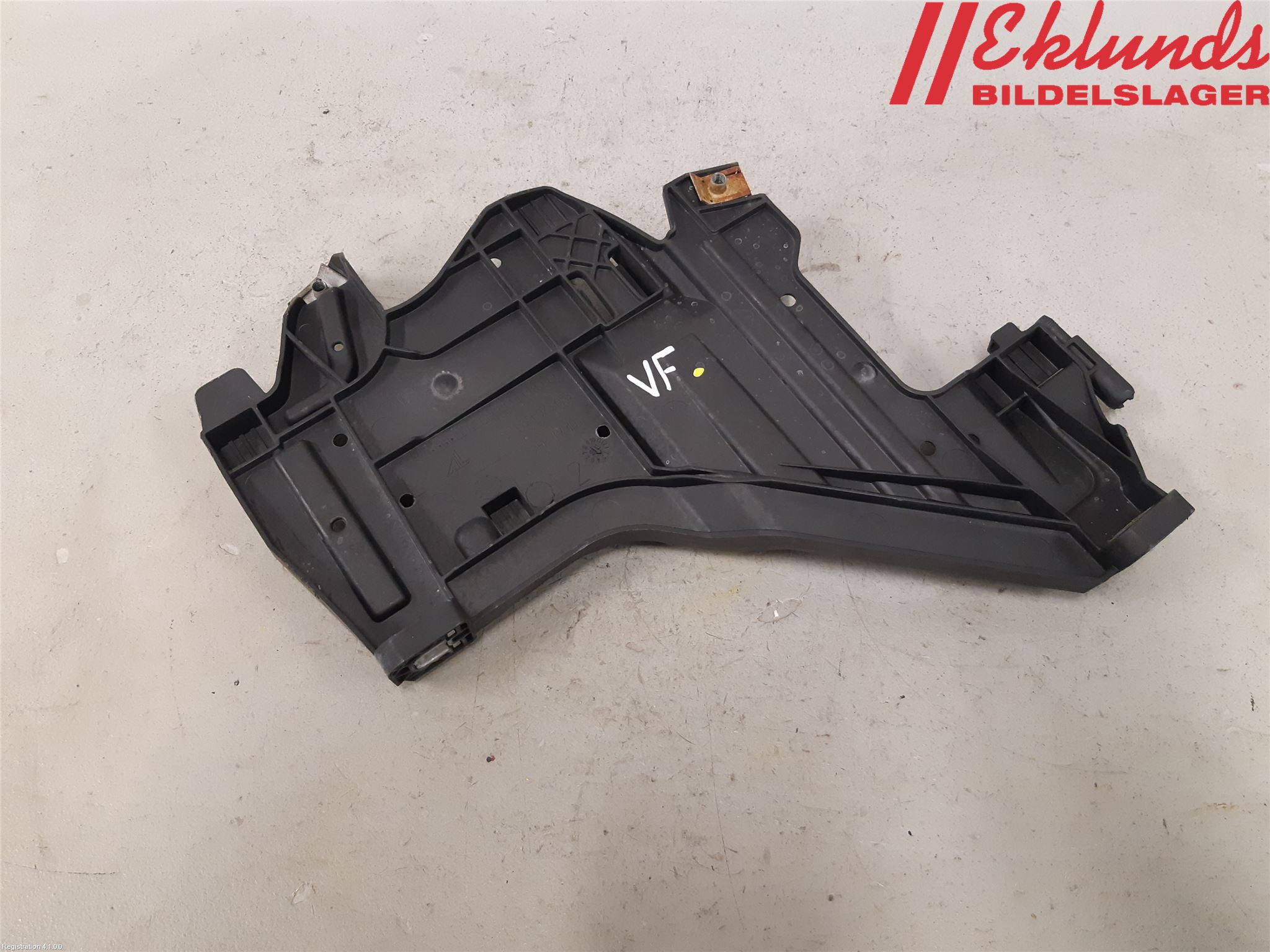 Audi A4/S4 08-11 Strålkast Fästsarg