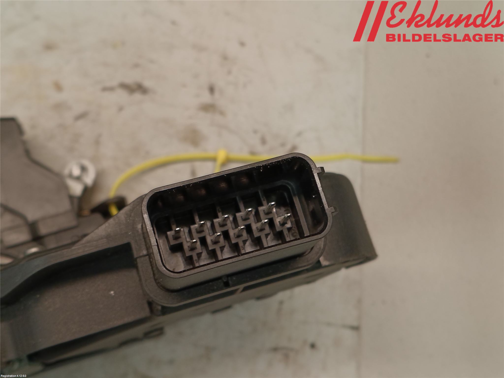 Volvo XC60 14-17 Låskista-Dörrlås