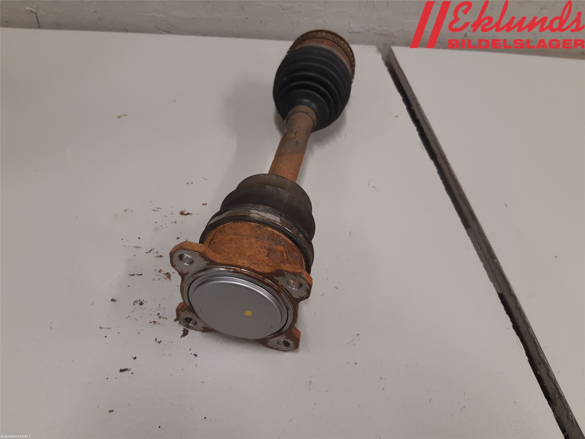 Mitsubishi L200 16-23 Drivaxel Fram Höger