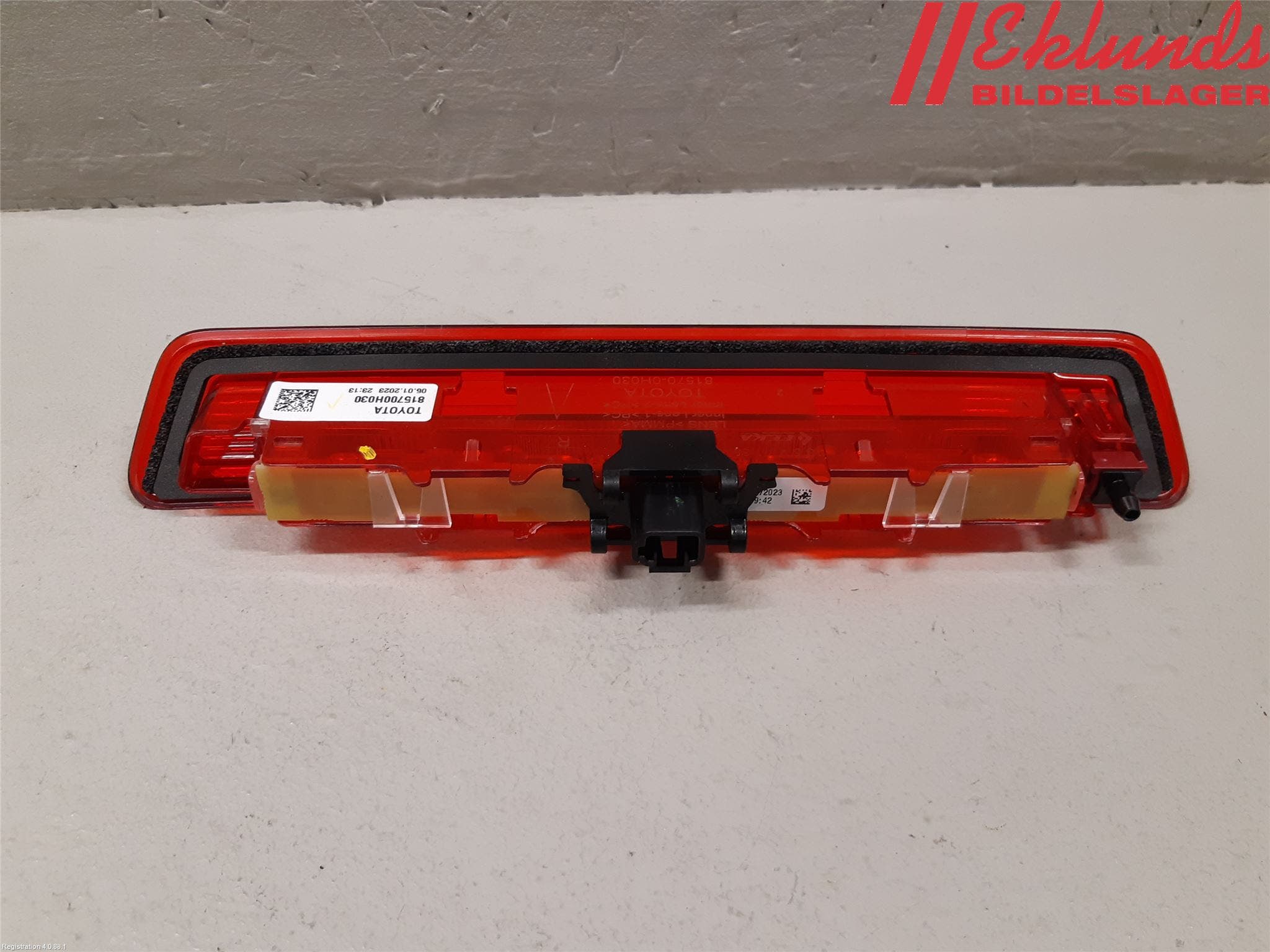 Toyota AYGO X AB70 22- Bromsljus Bakruta