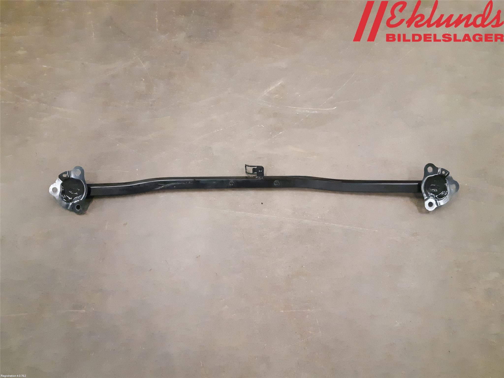 Volvo V40 12-19 Fjäderbensstag