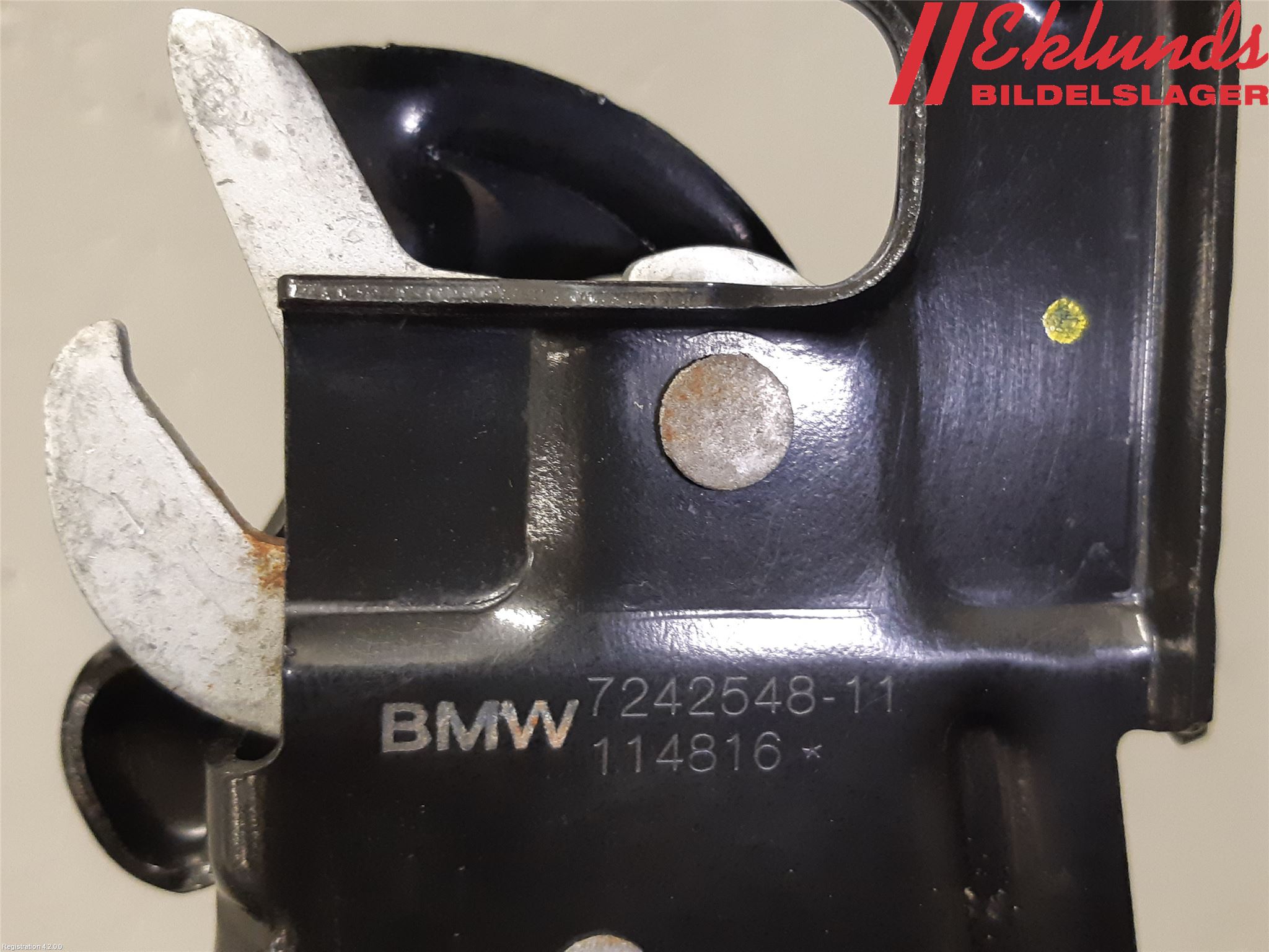 BMW 1 F20/F21 11-19 Huvlås