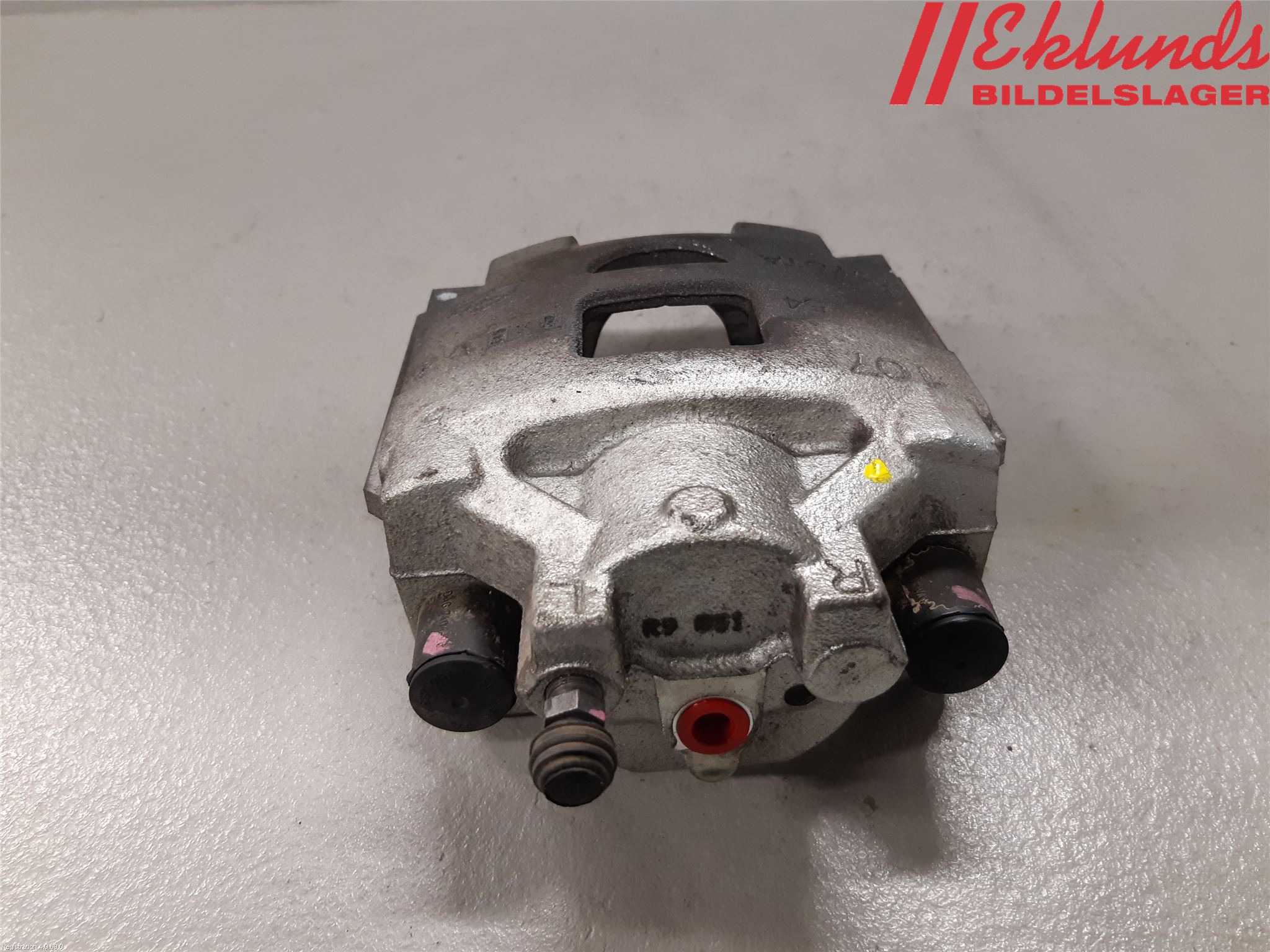 Toyota YARIS XP130 15-20 Bromsok Fram Vänster
