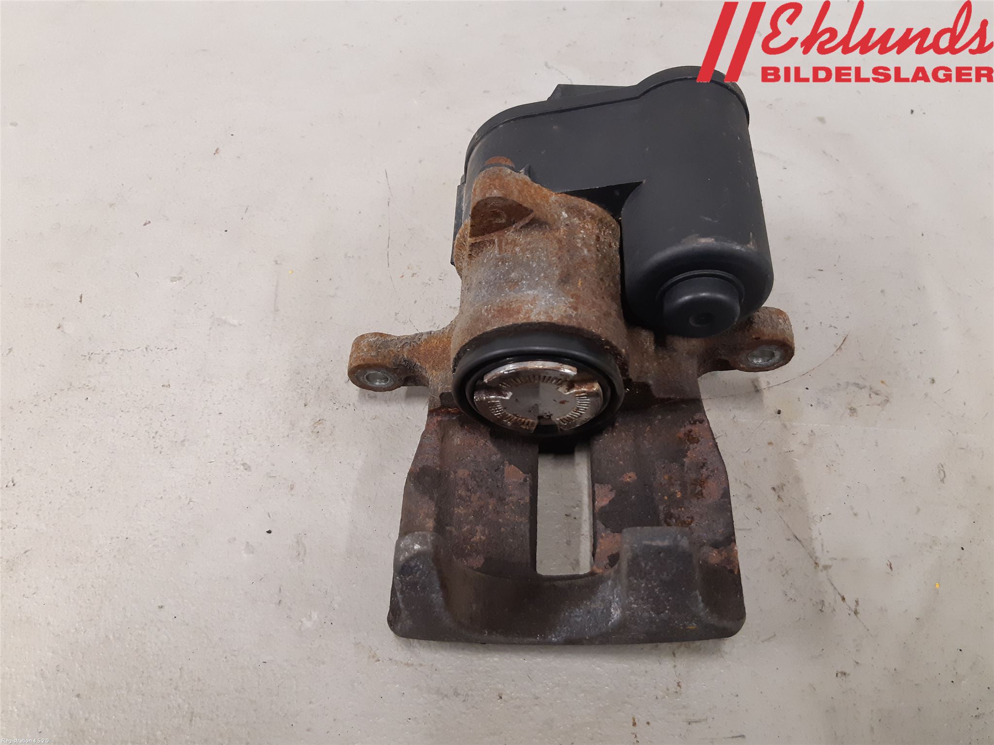 Volkswagen VW PASSAT 11-14 Bromsok Bak Höger