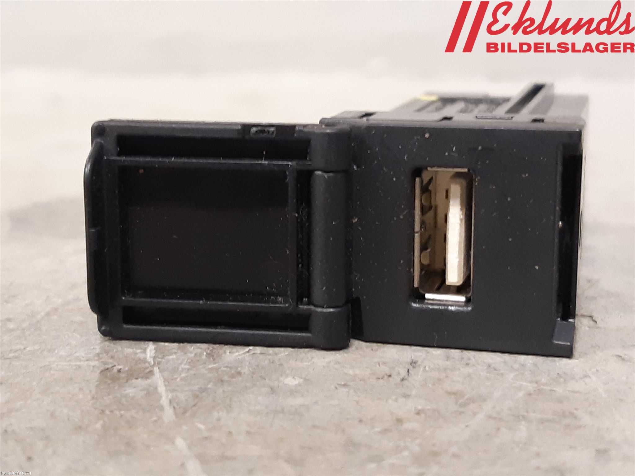 Toyota RAV4 19- Usb Connection