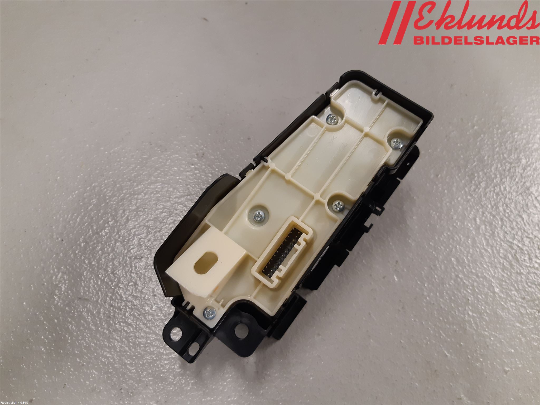 Toyota RAV4 19- Strömställare Växellåda