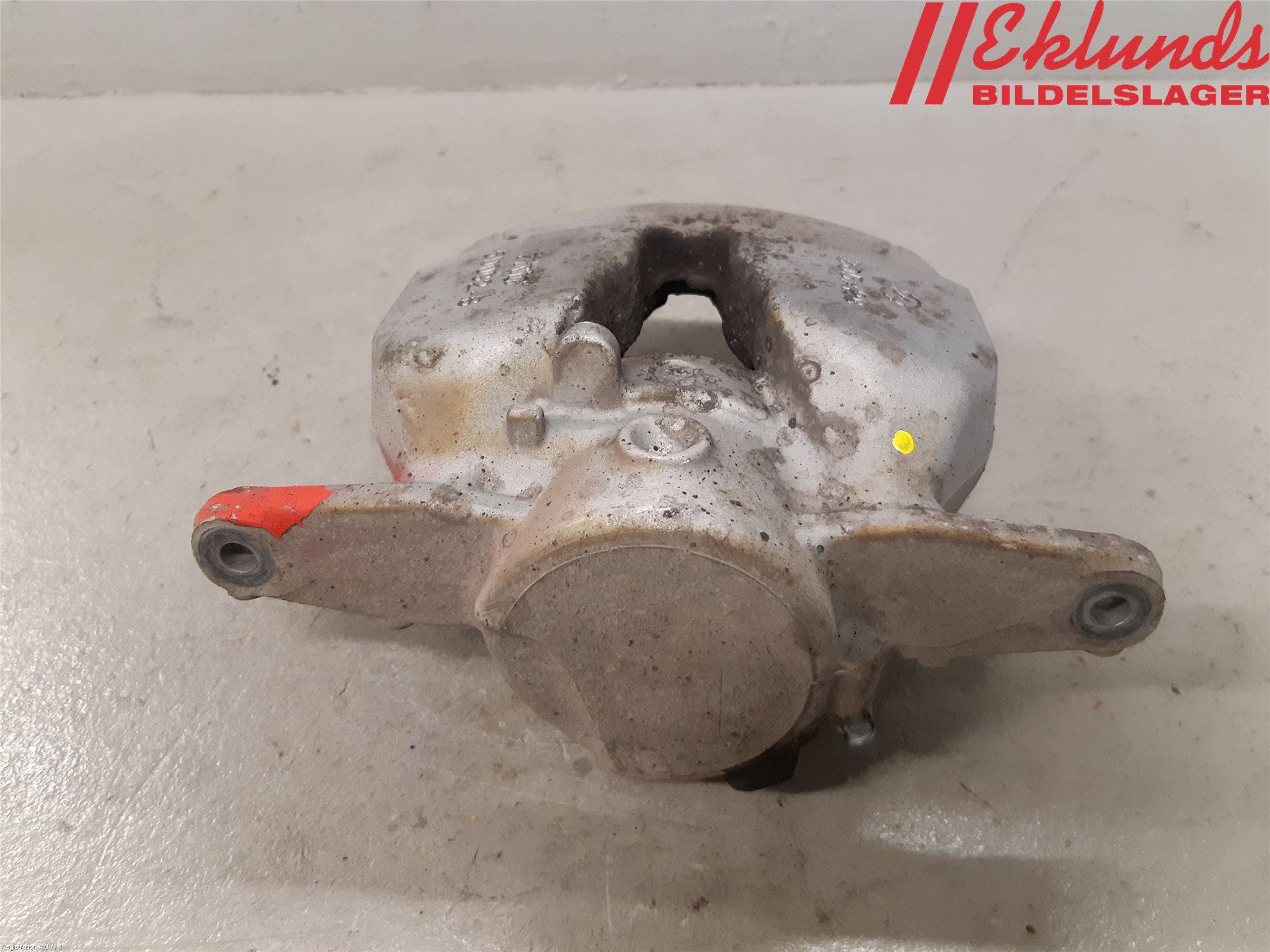 Mercedes-Benz MB C-KLASS (W205) 14-21 Bromsok Fram Vänster