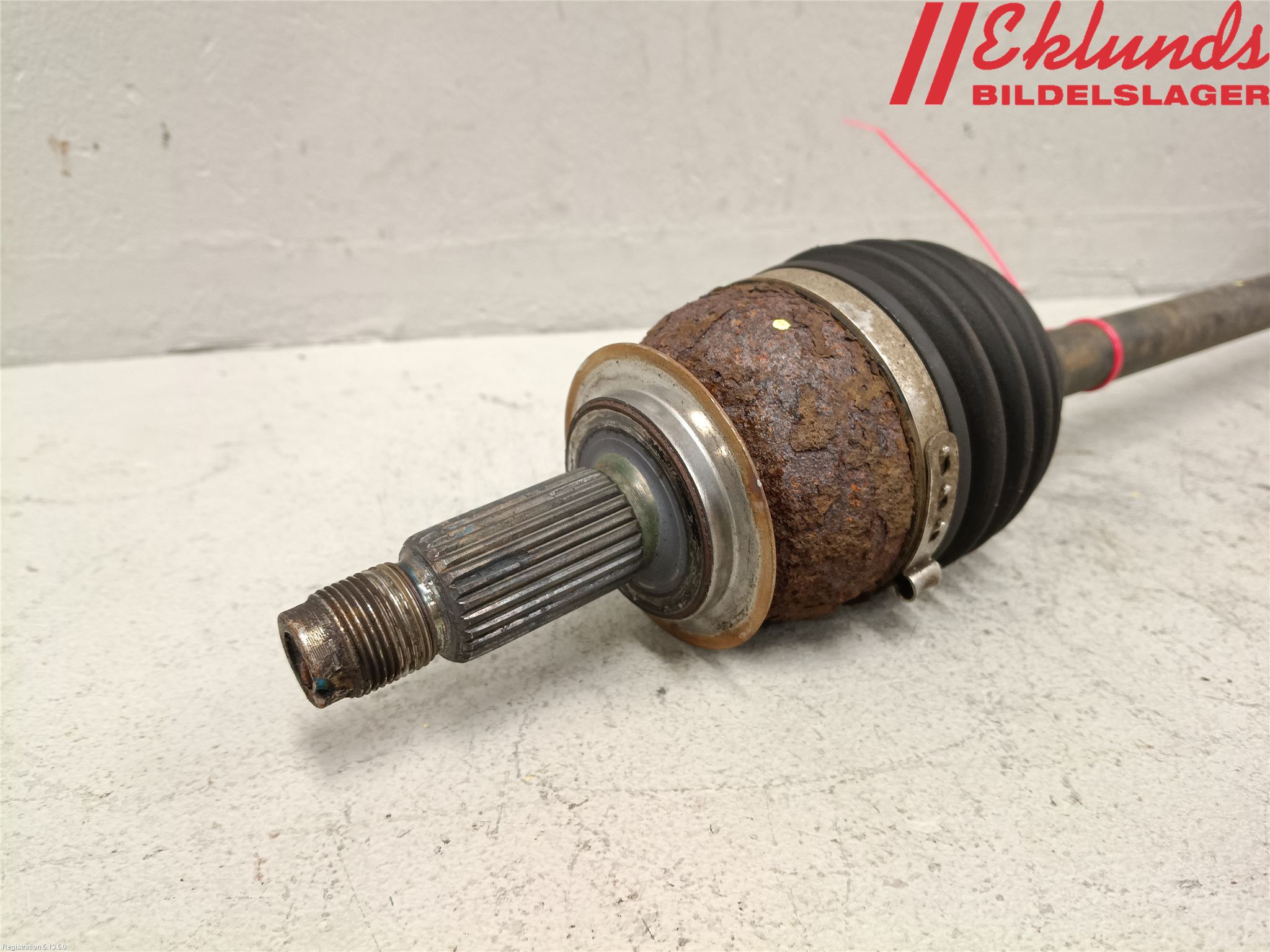 Subaru FORESTER SJ 13-18 Drivaxel Fram Vänster