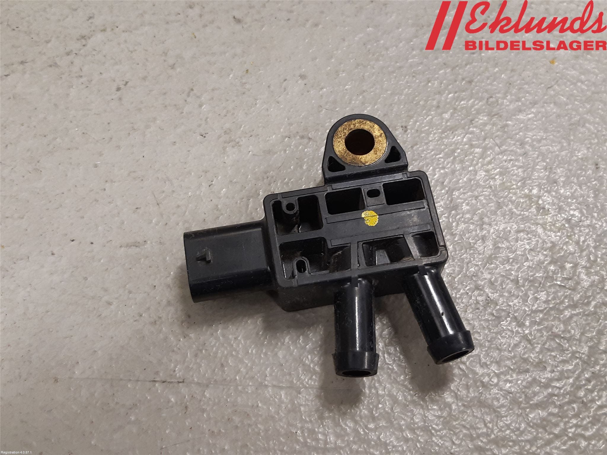 Mercedes-Benz MB C-KLASS (W205) 14-21 Sensor Avgas