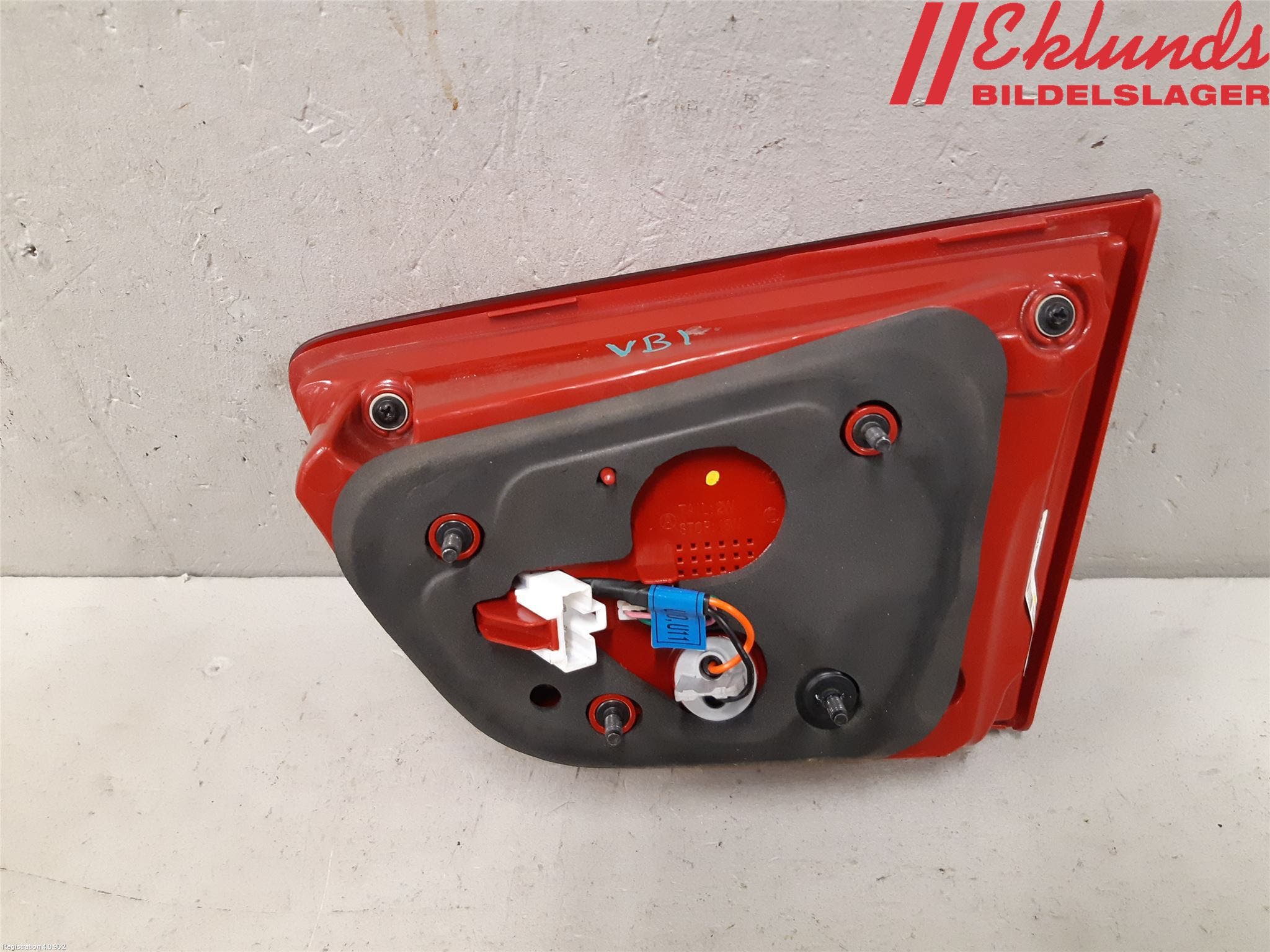 Kia SORENTO 15-20 Bakljus Lucka Vä