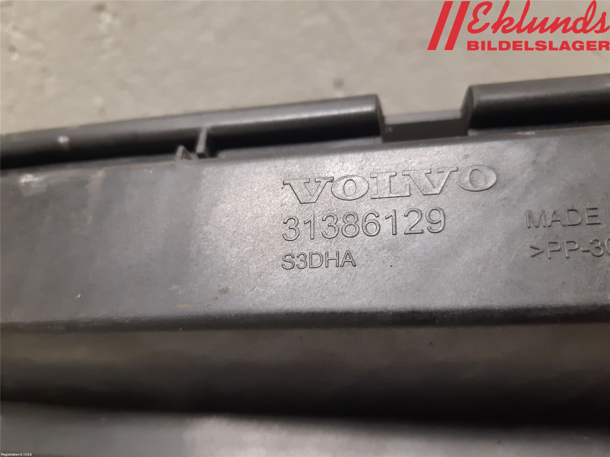 Volvo V90 17->> Sidokjol Vä