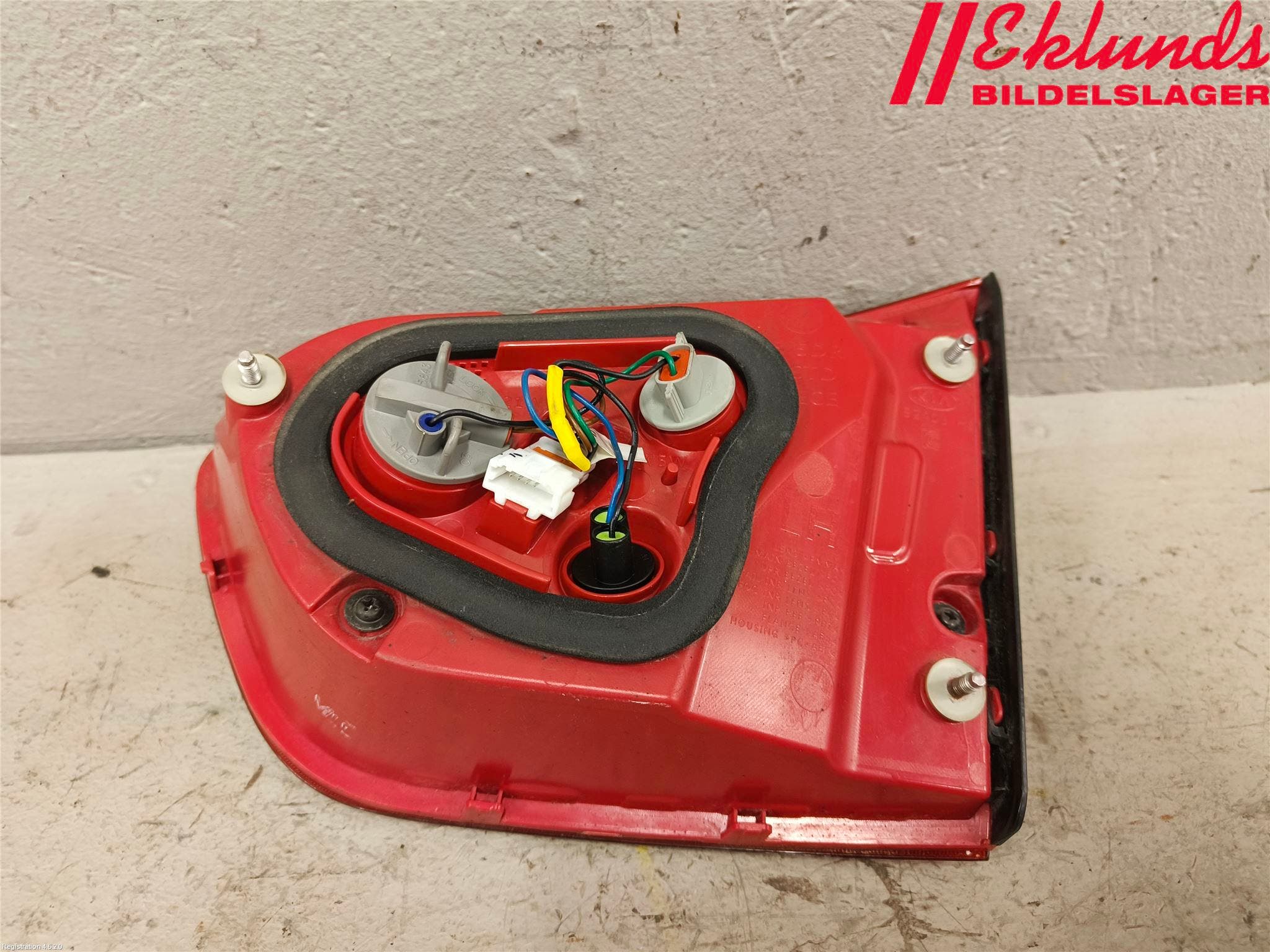 Kia RIO 17- Bakljus Lucka Vä