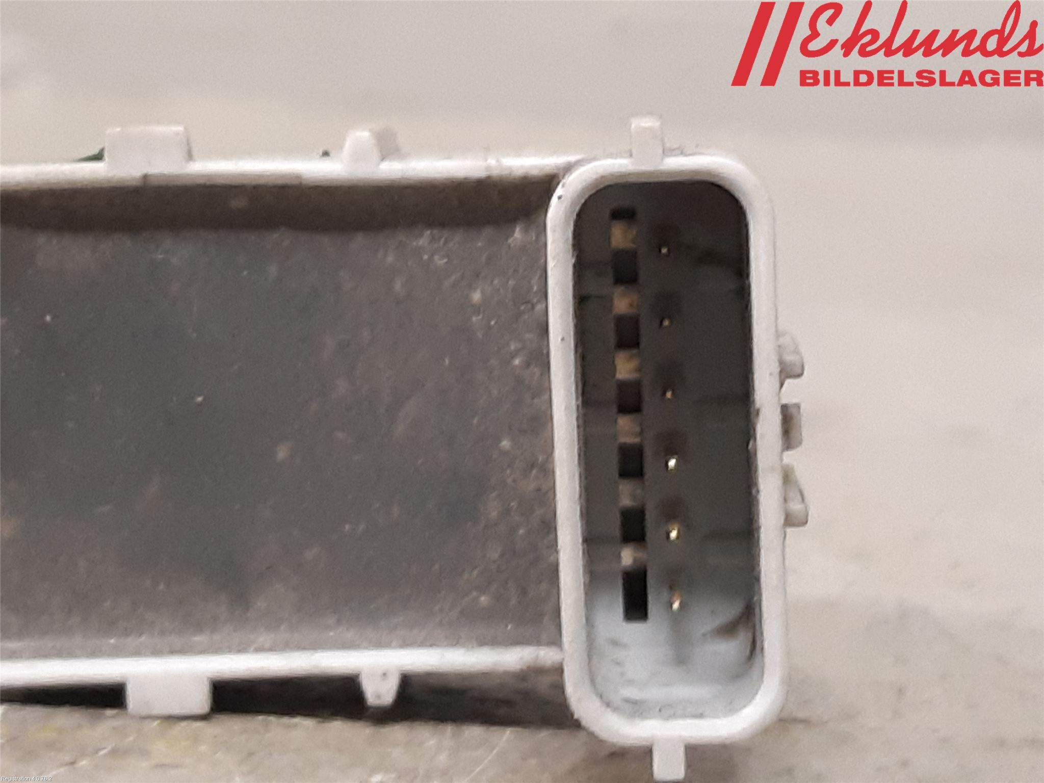 Hyundai VELOSTER 12-17 Parkeringshjälp Backsensor
