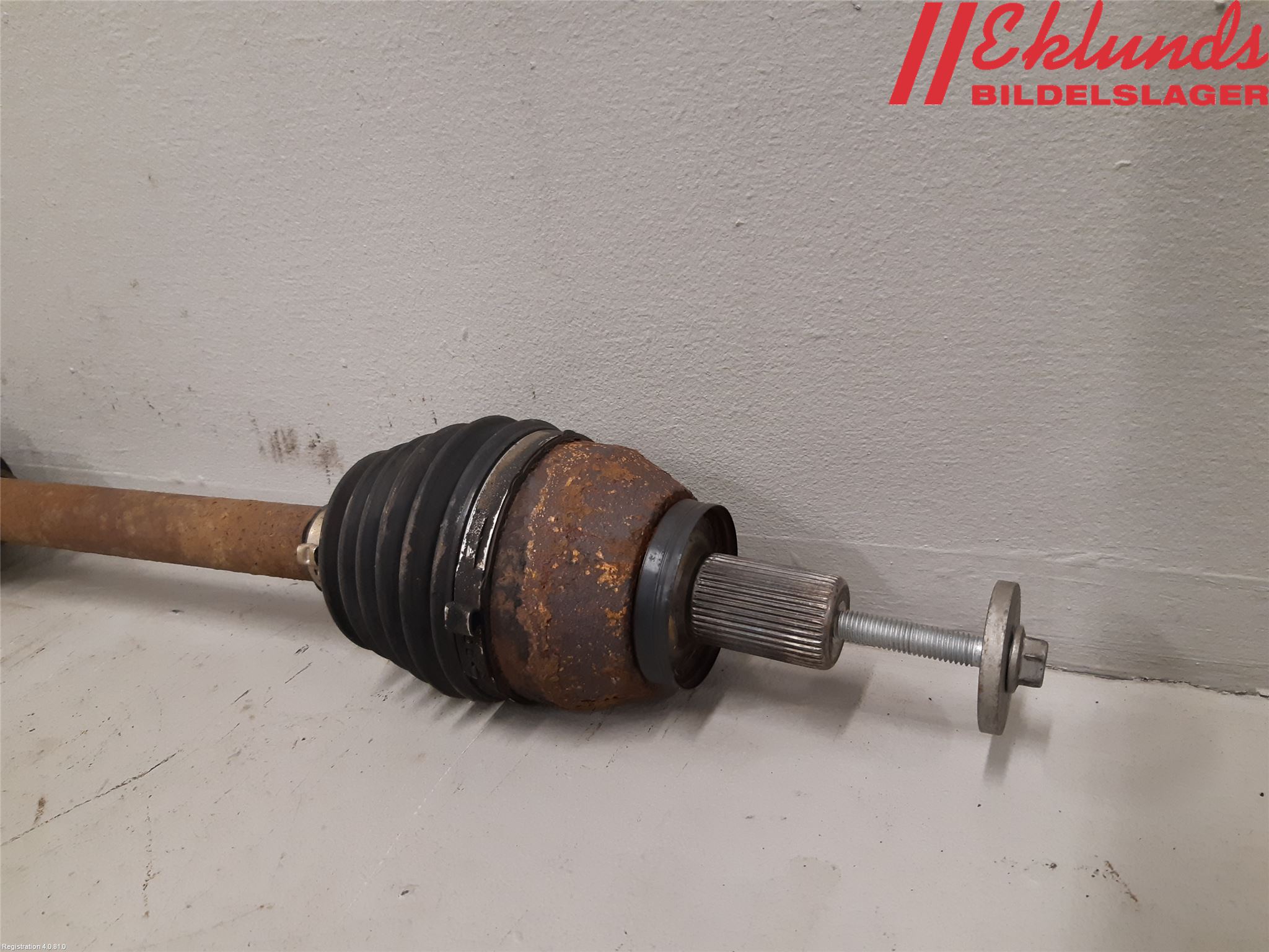 Volvo V70 08-13 Drivaxel Fram Höger